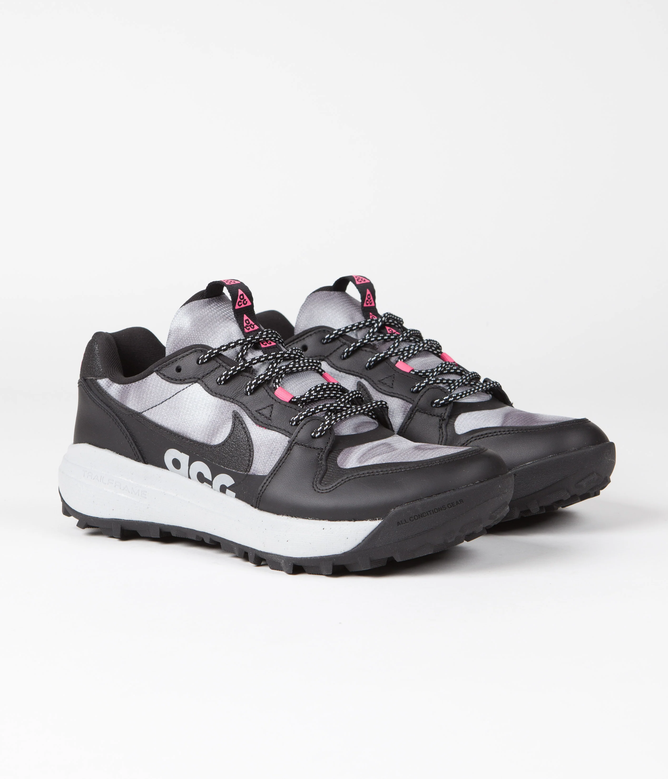 Nike ACG Lowcate SE Shoes - Black / Black - Hyper Pink - Wolf Grey - Image 2