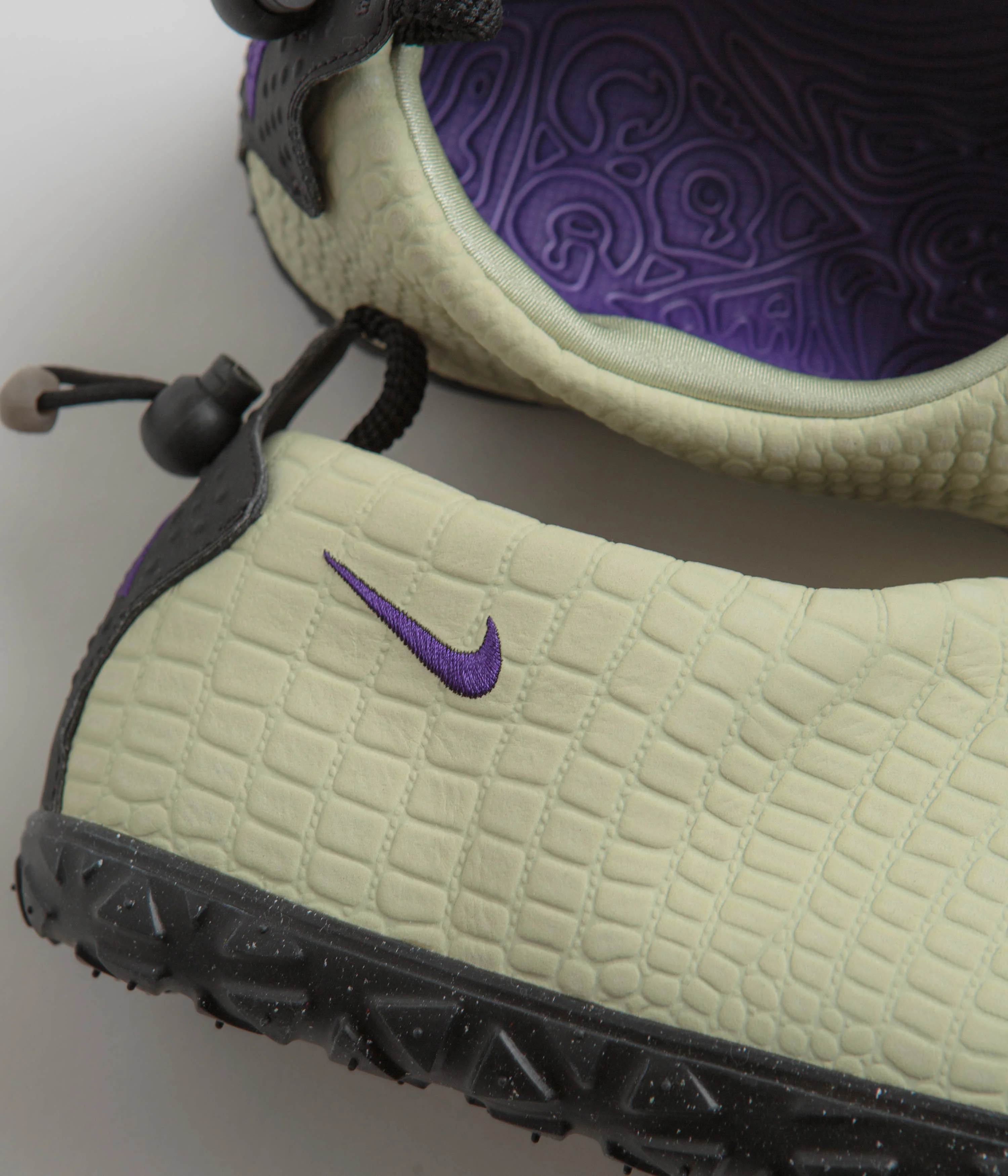 Nike ACG Moc Premium Shoes - Olive Aura / Field Purple - Olive Aura - Black - Image 3