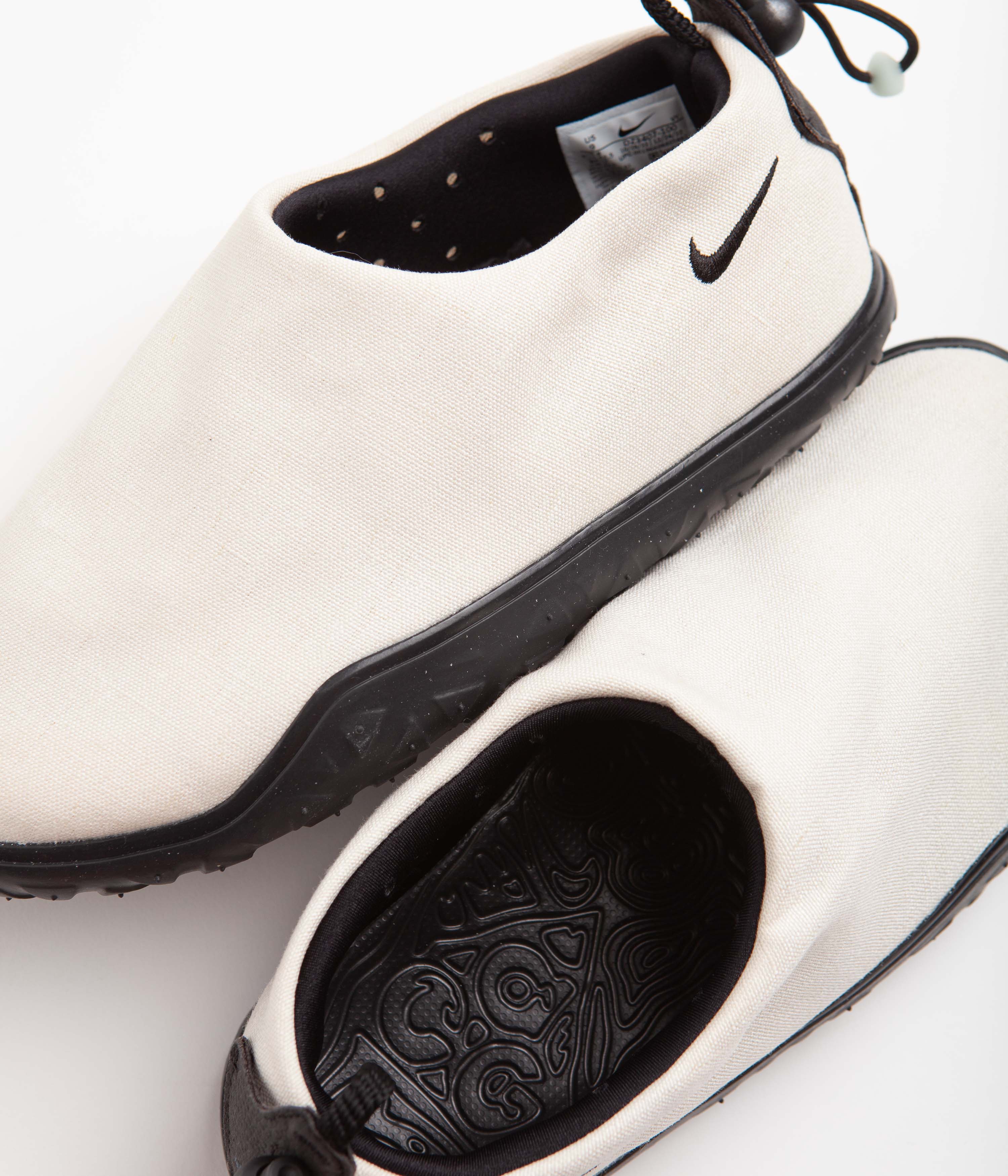 Nike ACG Moc Shoes - Summit White / Black - Summit White - Black - Image 3