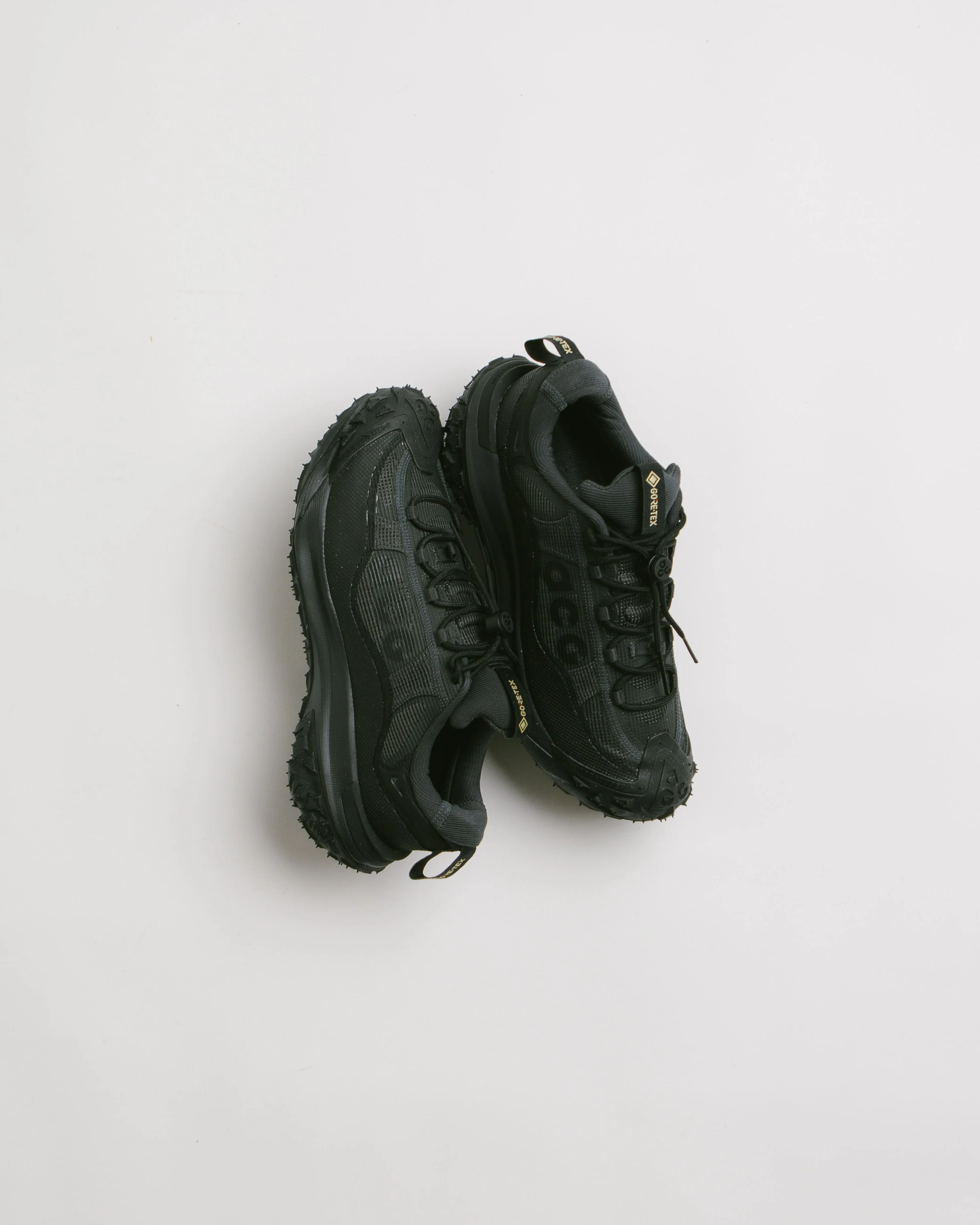 Nike ACG Mountain Fly 2 Low GTX Shoes - Dark Smoke Grey / Black - Black - Anthracite - Image 2