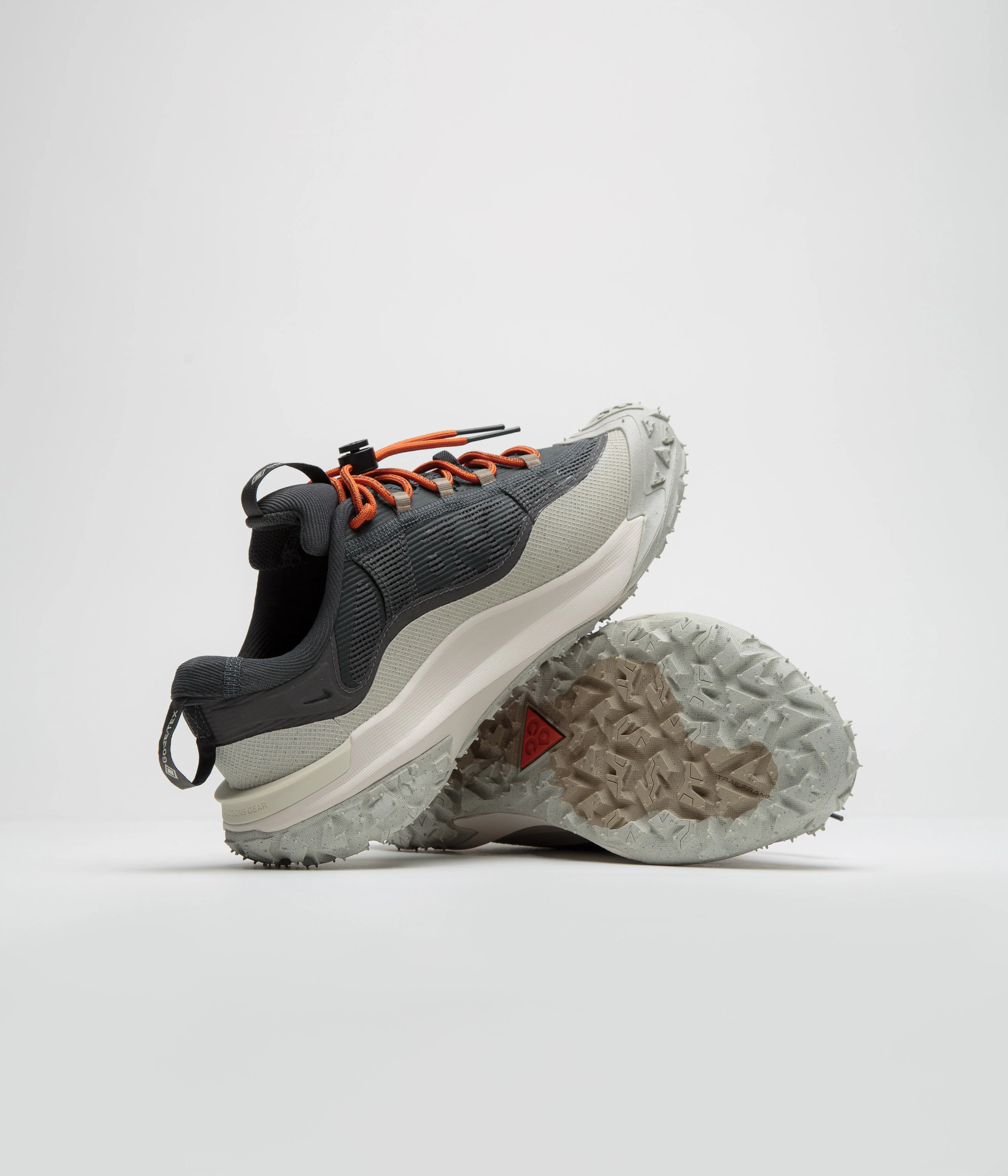 Nike ACG Mountain Fly 2 Low GTX Shoes - Dark Smoke Grey / Khaki - Light Orewood Brown - Image 4