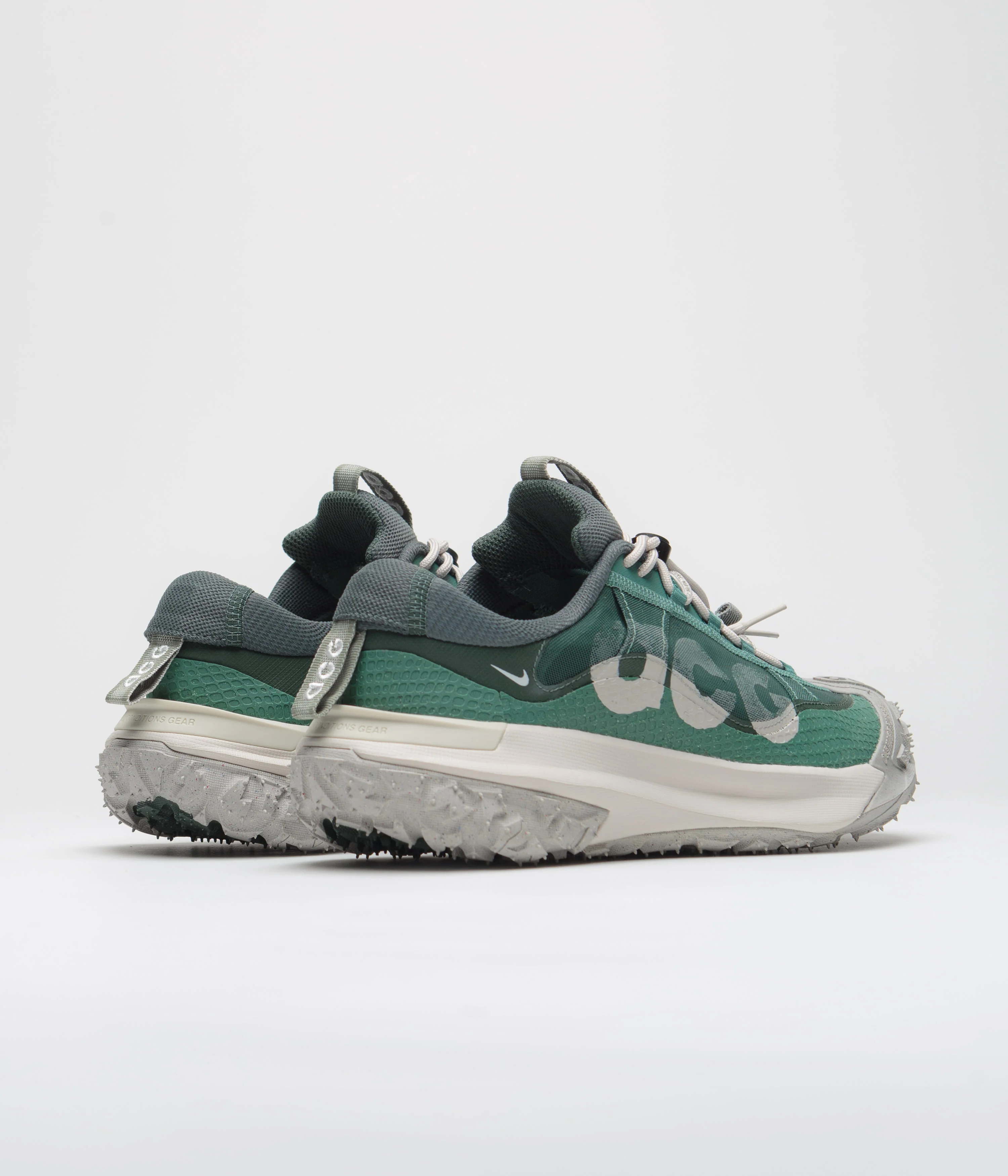 Nike ACG Mountain Fly 2 Low Shoes - Bicoastal / Light Orewood Brn - Vintage Green - Image 4