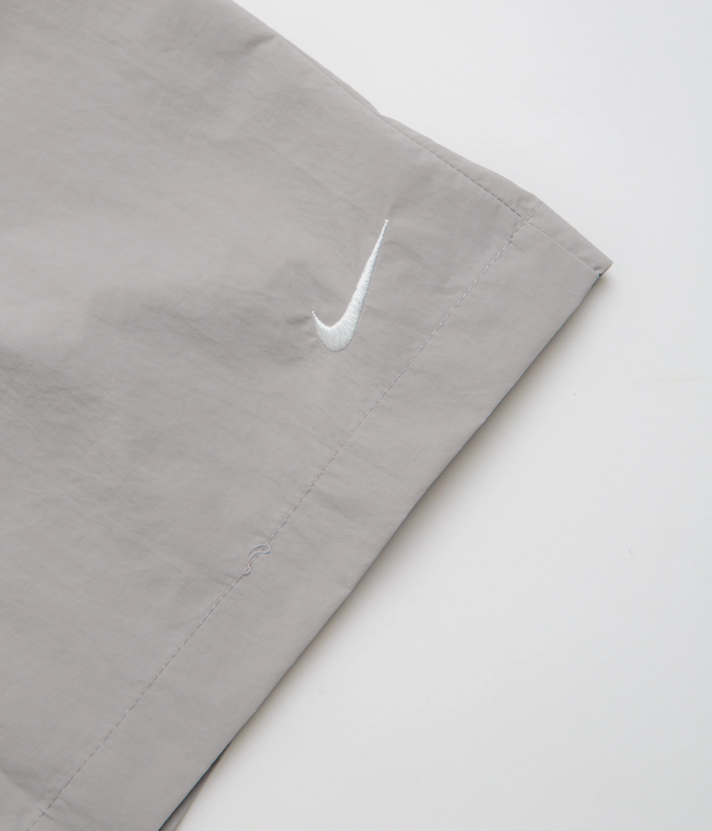Nike ACG Orb Weaver Short Sleeve Shirt - College Grey / Football Grey / Summit White - Image 4