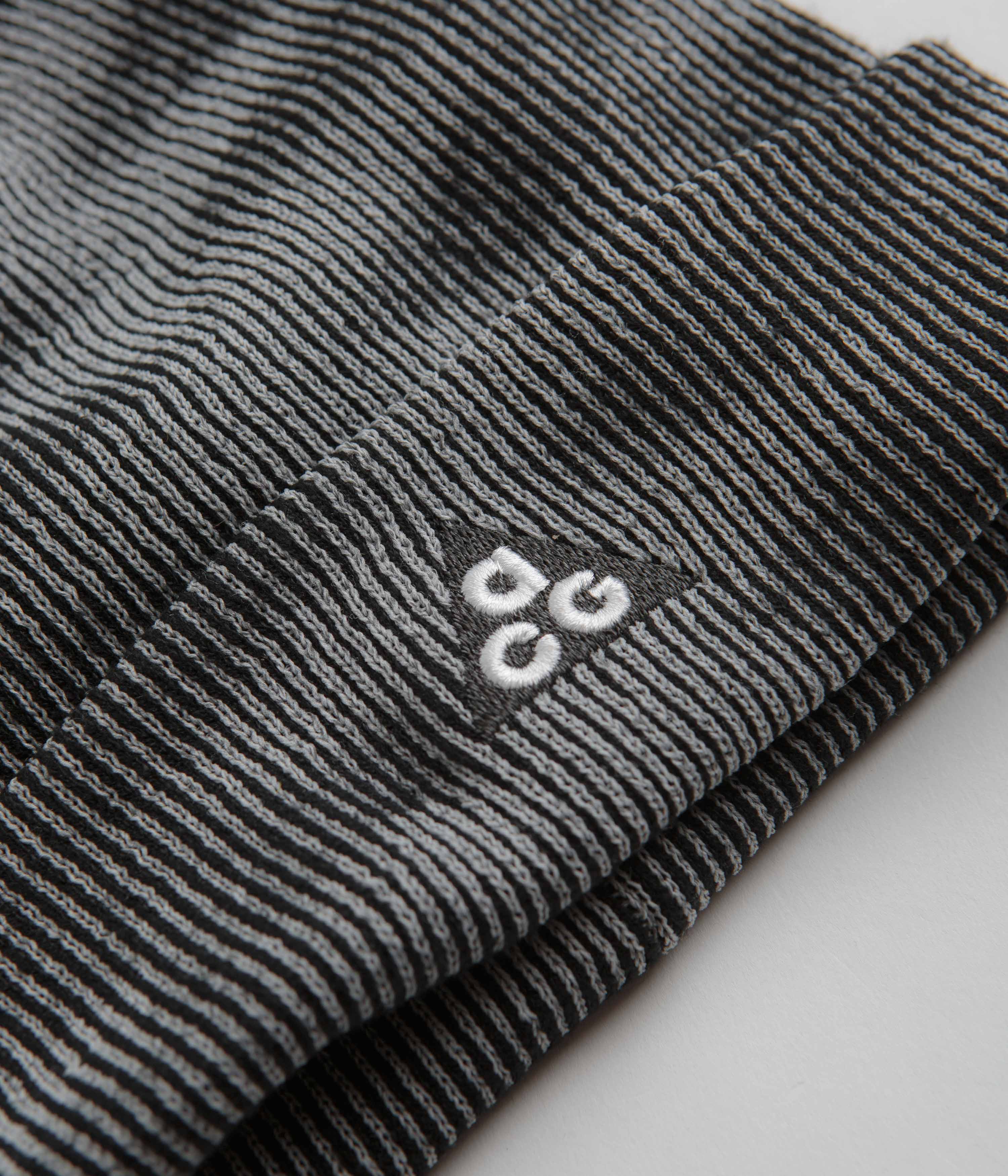 Nike ACG Peak Beanie - Black / White - Image 2