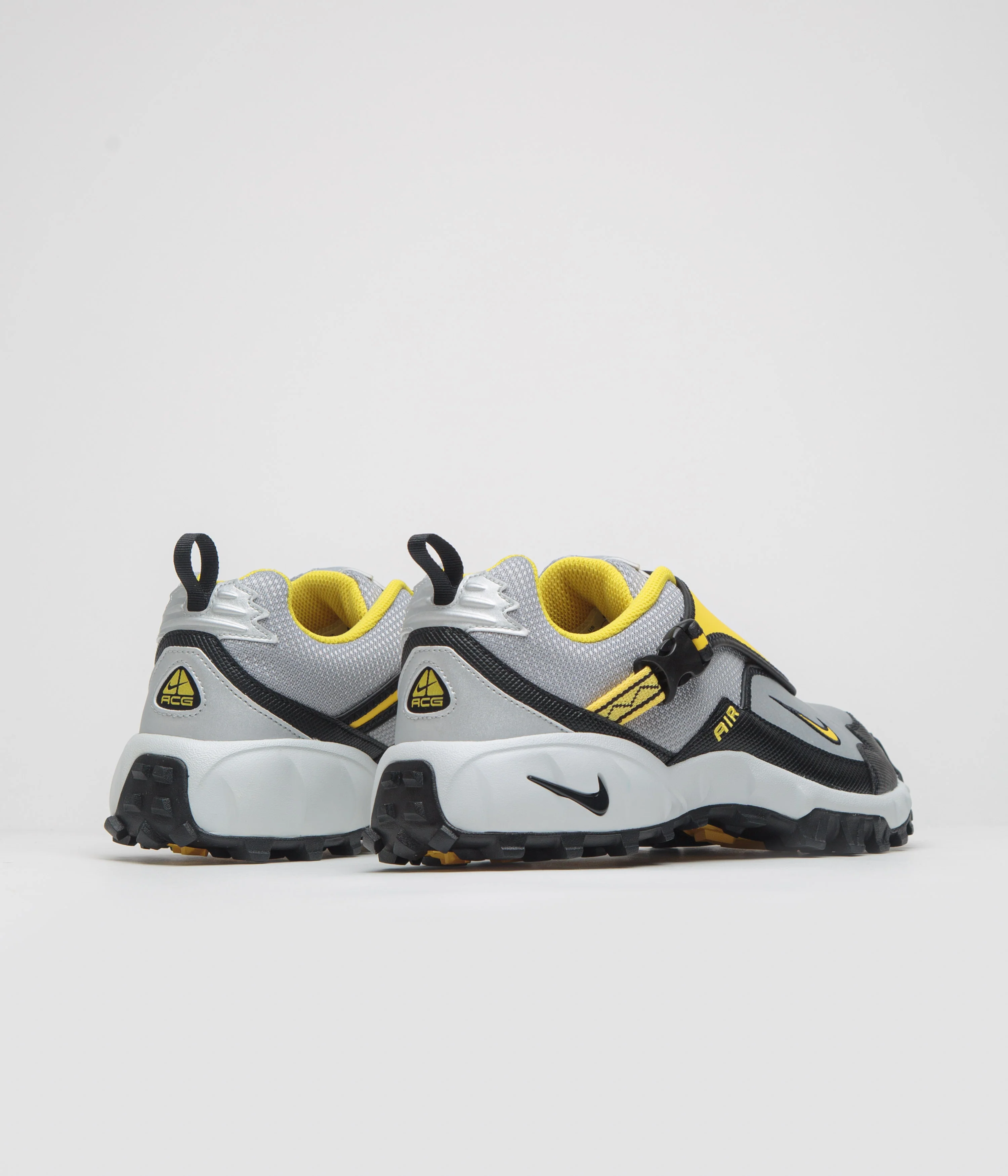 Nike ACG Phassad Shoes - Black / Yellow Zest - Metallic Silver - Image 5