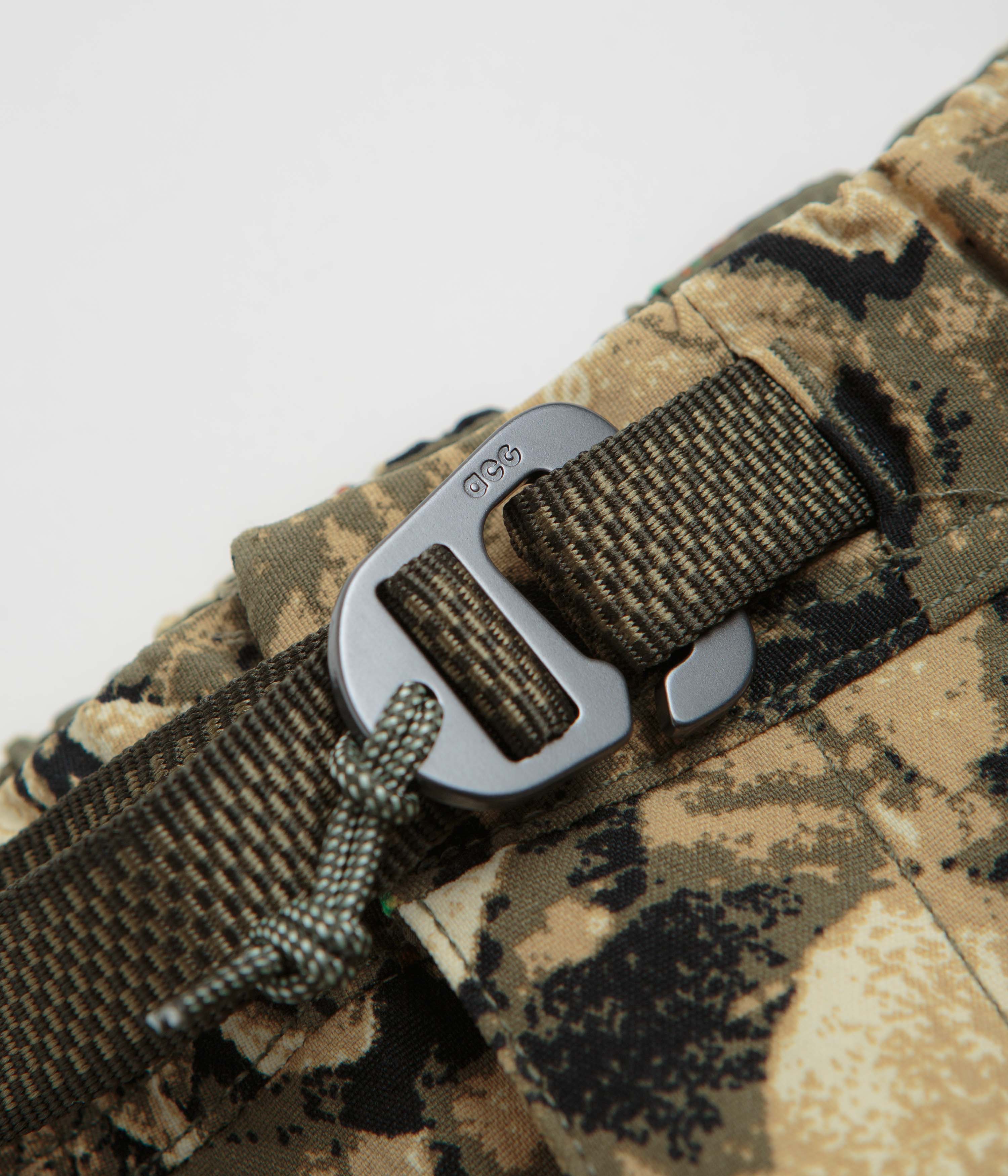 Nike ACG Smith Summit Cargo Pants - Parachute Beige / Sequoia / Summit White - Image 9