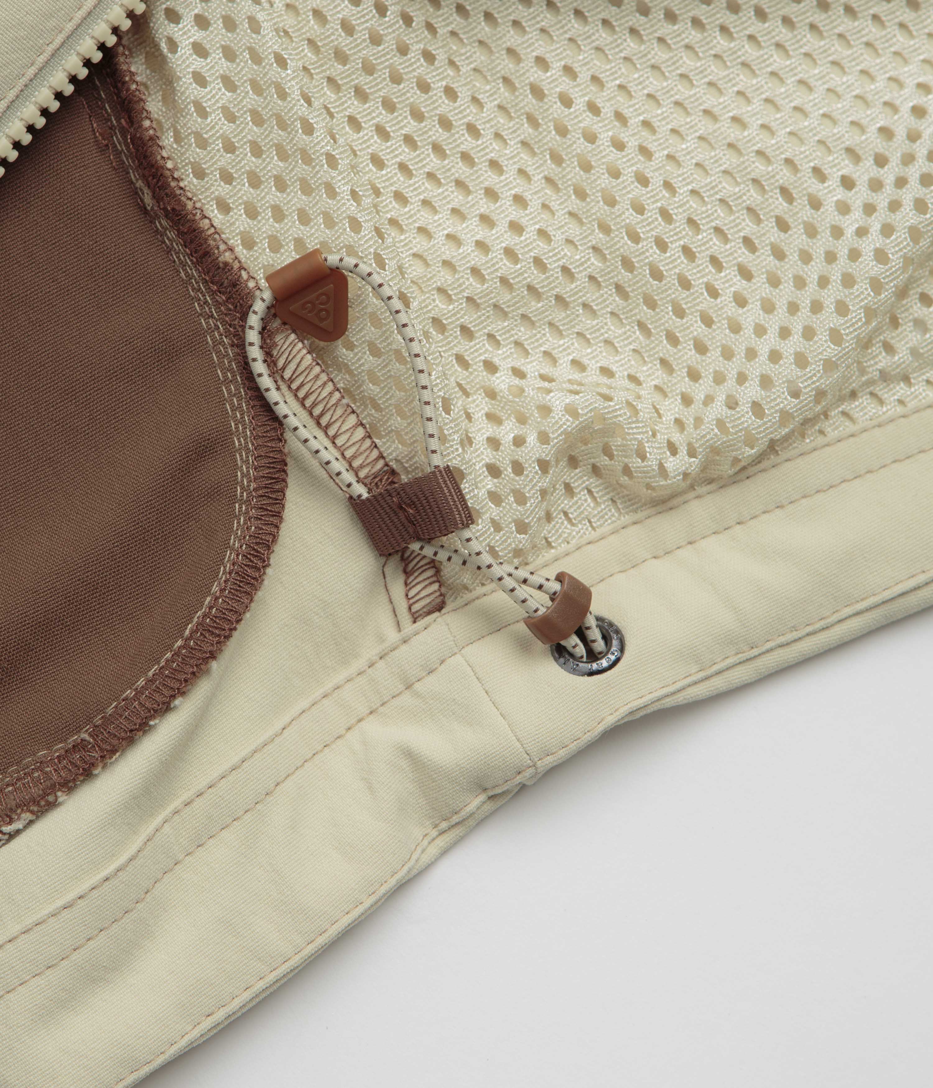 Nike ACG Smith Summit Jacket - Light Khaki / Parachute Beige / Summit White - Image 10