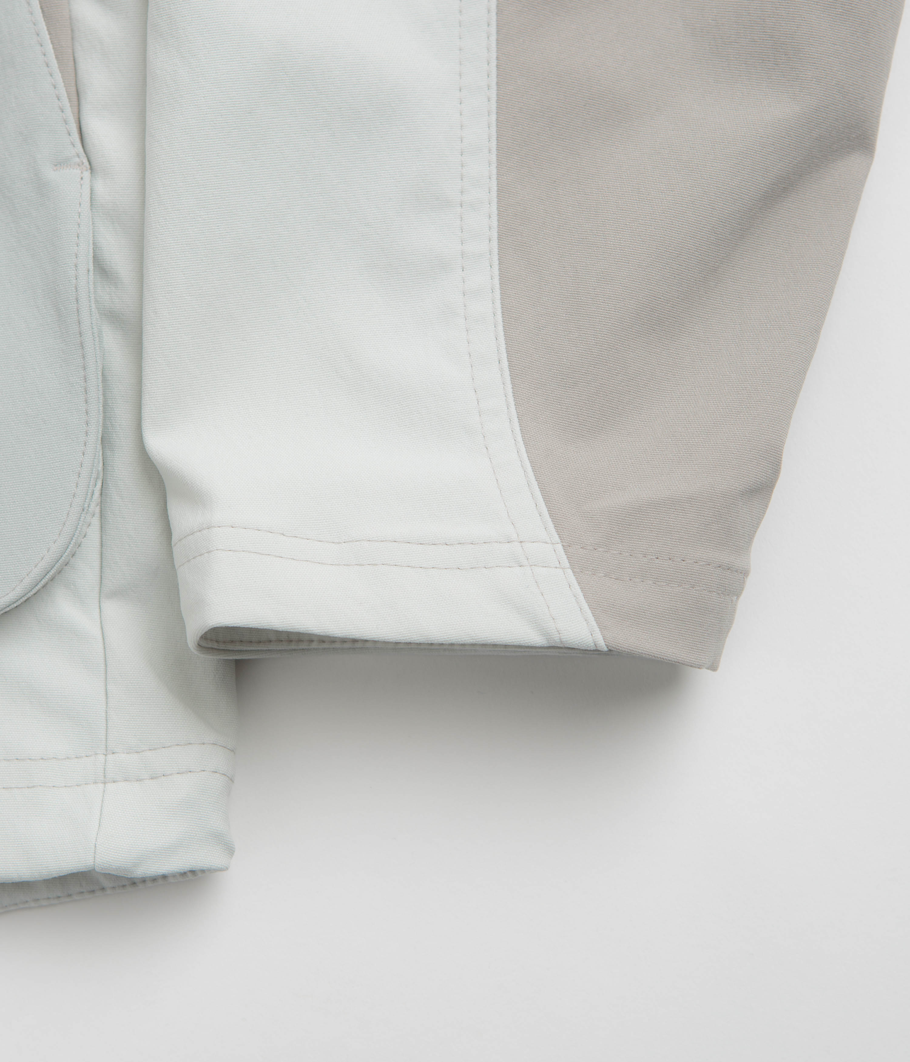 Nike ACG Smith Summit Jacket - Photon Dust / Grey Fog / Summit White - Image 9