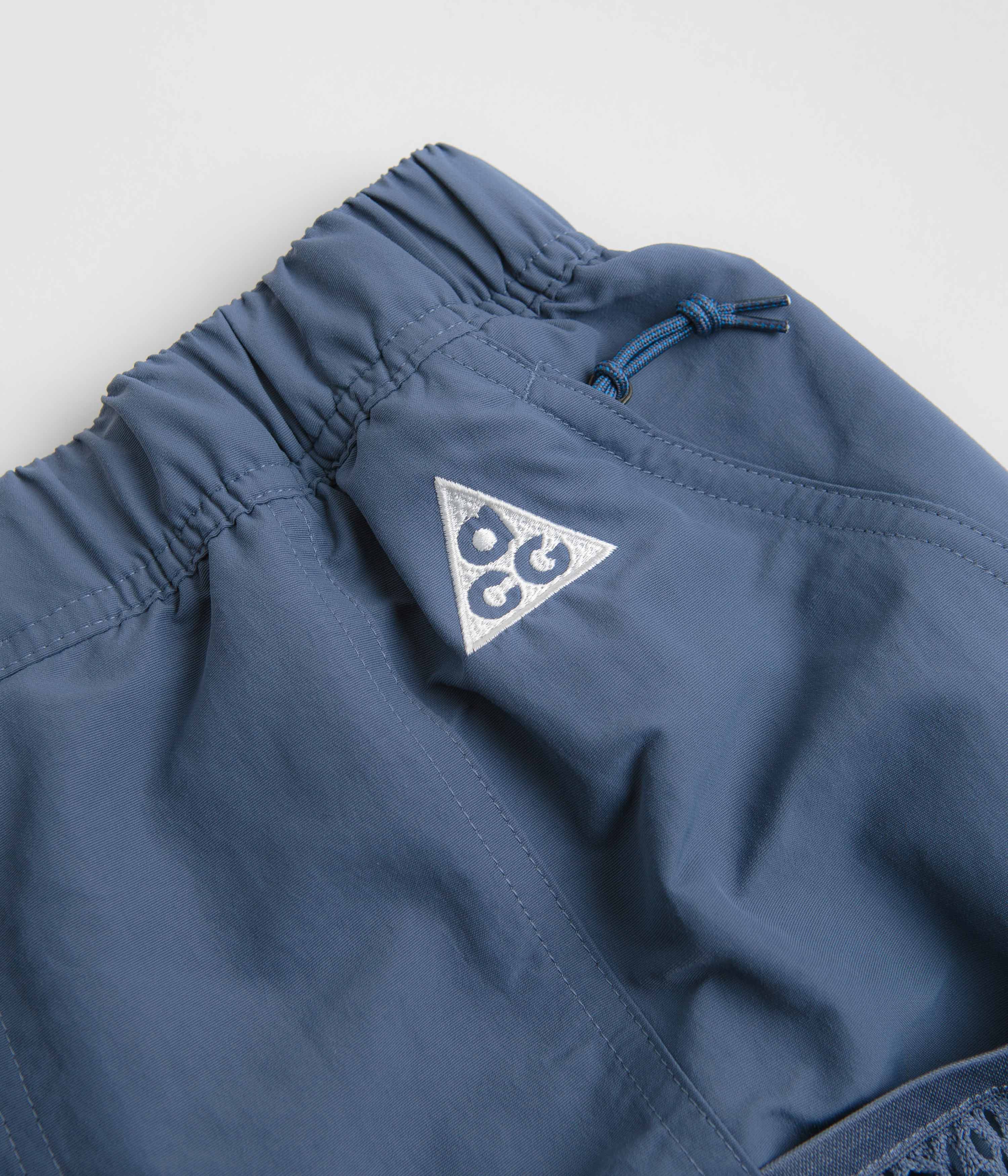 Nike ACG Snowgrass Cargo Shorts - Diffused Blue / Summit White - Image 8