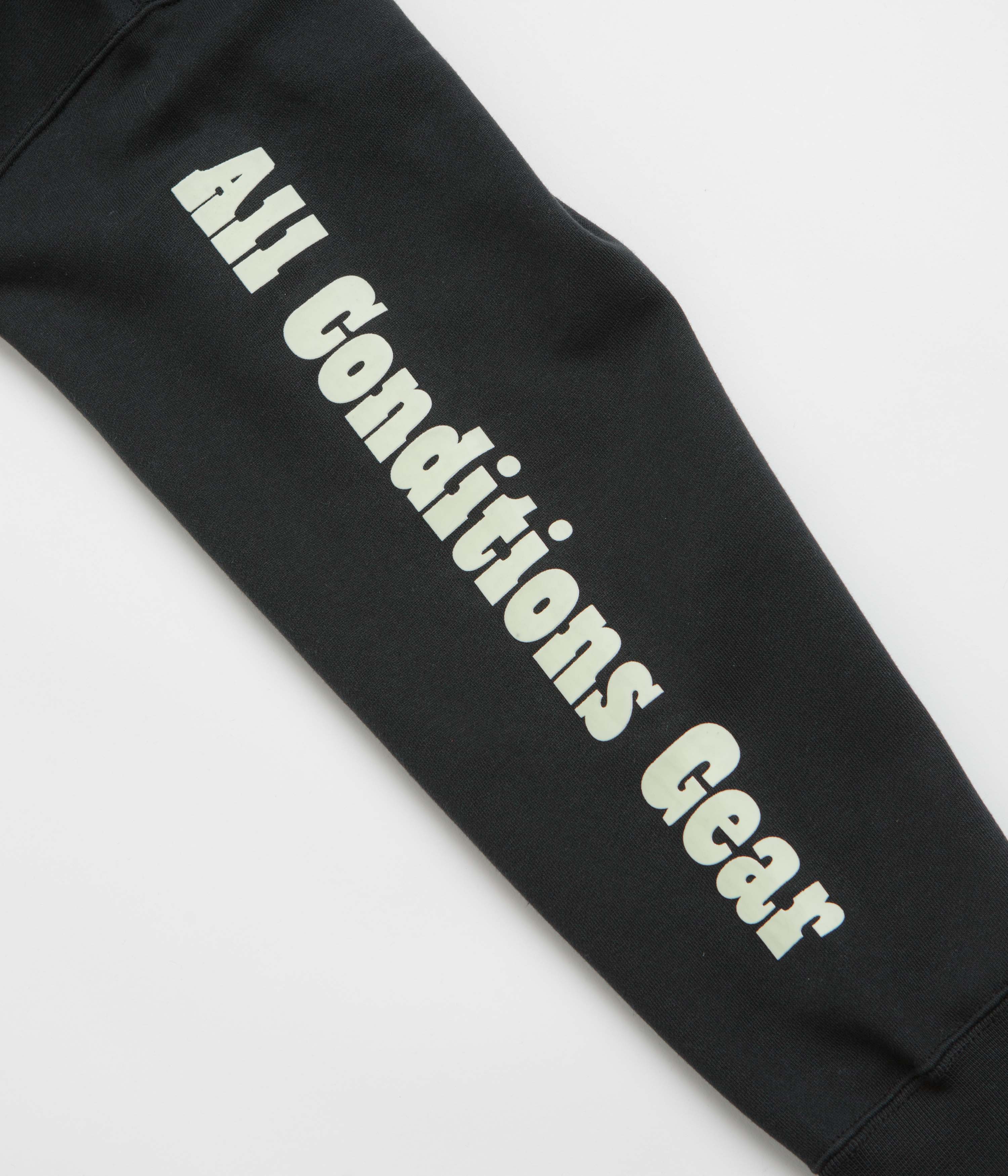 Nike ACG Tuff Fleece Graphic Crewneck Sweatshirt - Black - Image 8