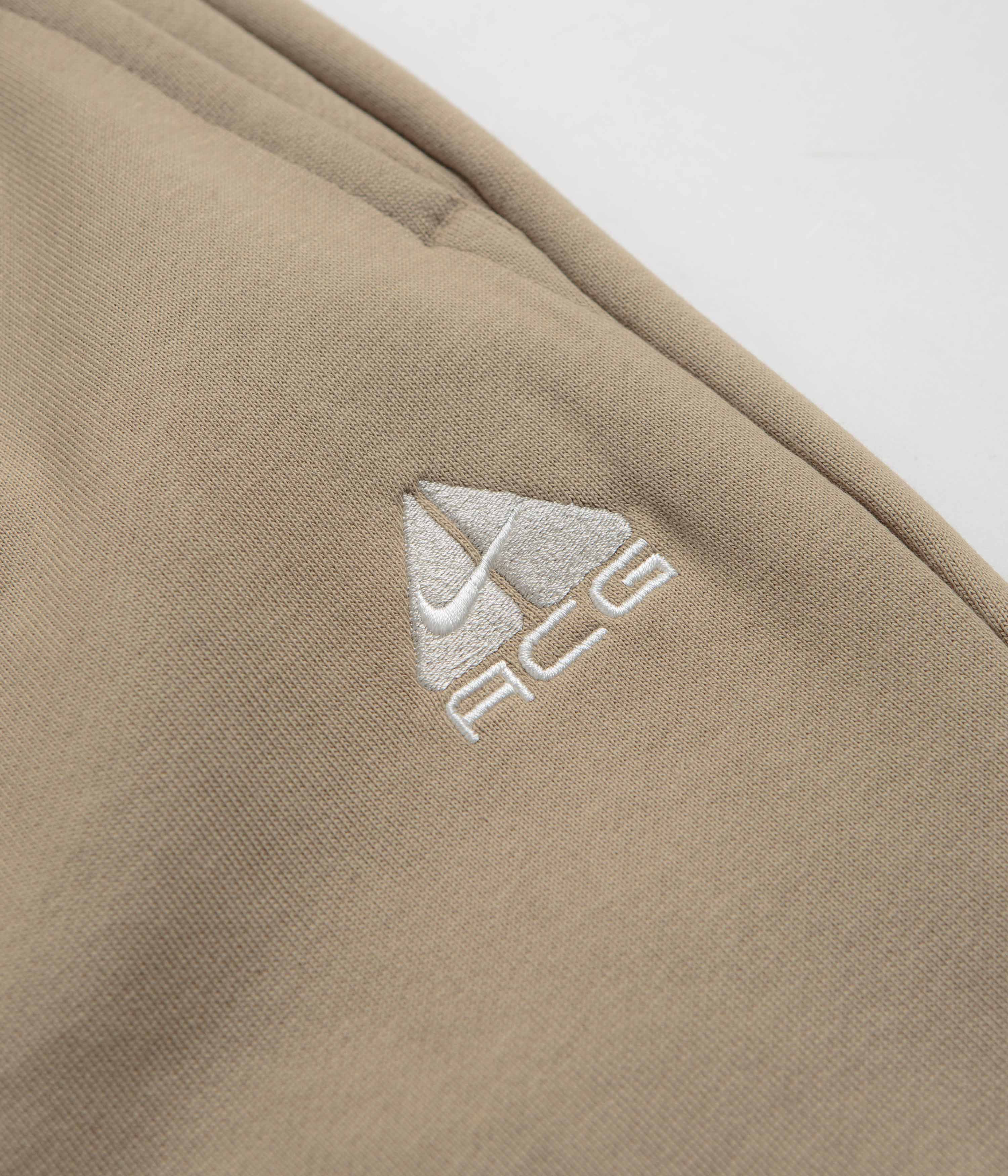 Nike ACG Tuff Fleece Lungs Pants - Khaki / Light Iron Ore / Summit White - Image 4