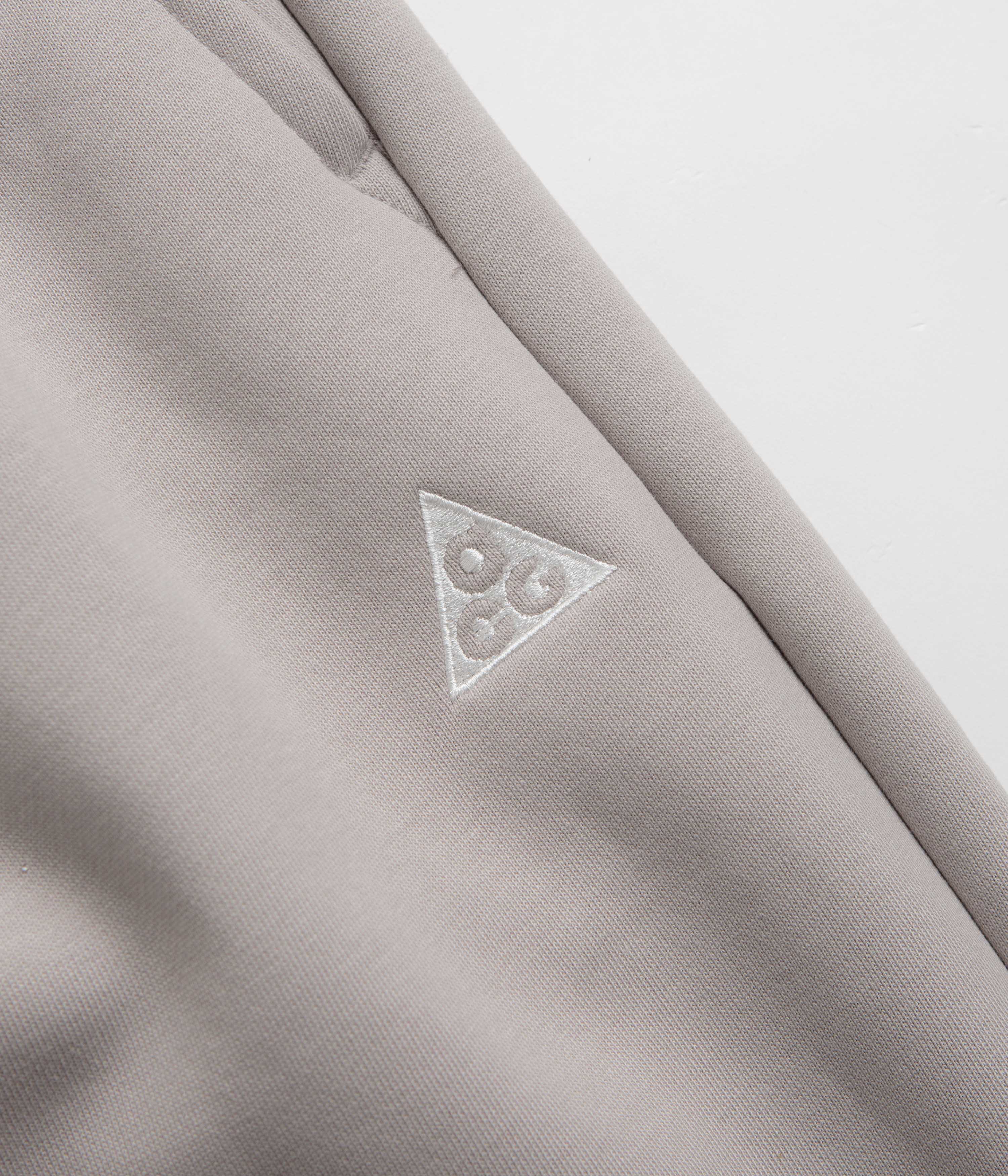 Nike ACG Tuff Fleece Triangle Pants - College Grey / Summit White - Image 6