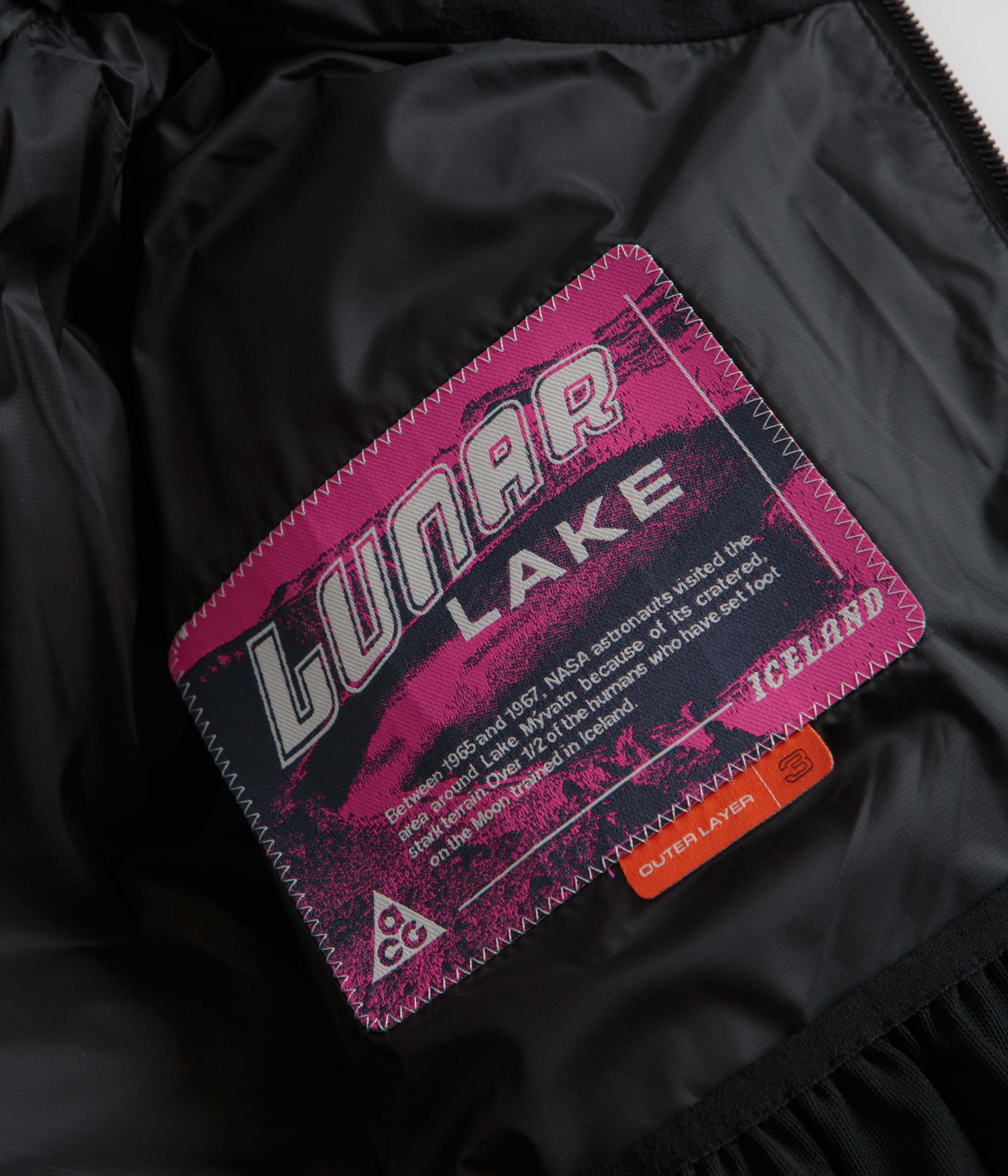 Nike ACG Womens Lunar Lake Jacket - Black / Black / Black / Summit White - Image 7