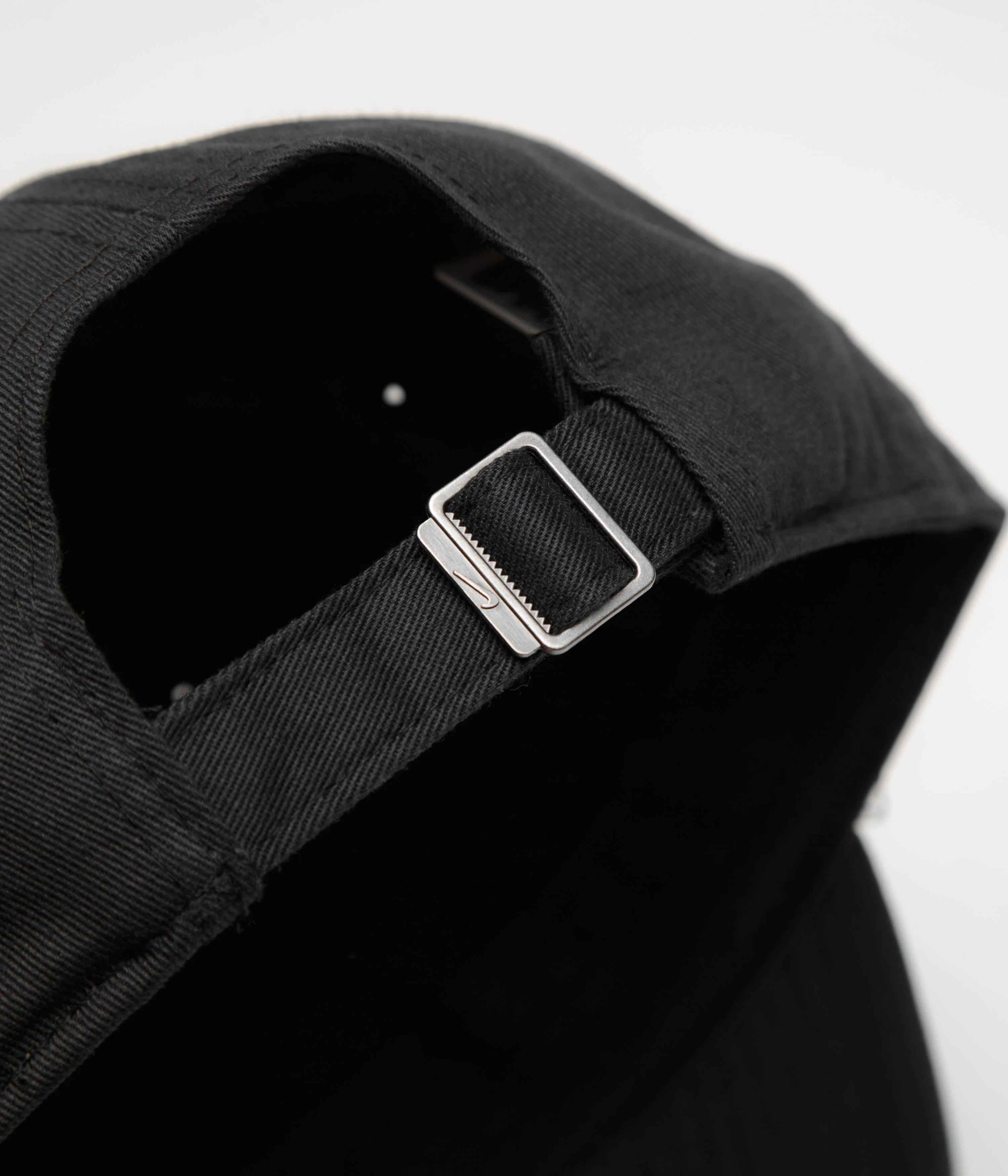 Nike Club Futura Wash Cap - Black / White - Image 5