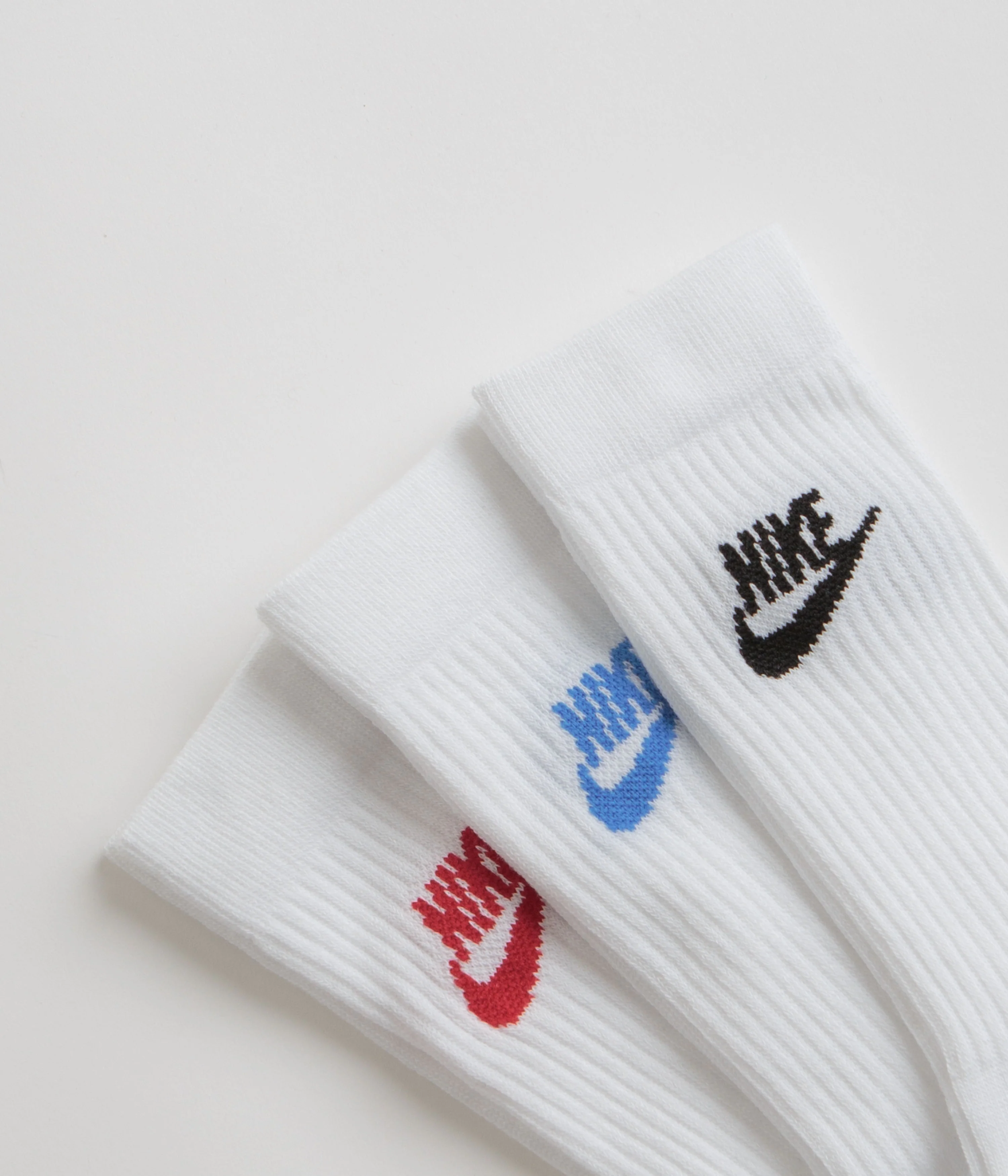 Nike Everyday Essential Crew Socks (3 Pair) - Multicolour - Image 2
