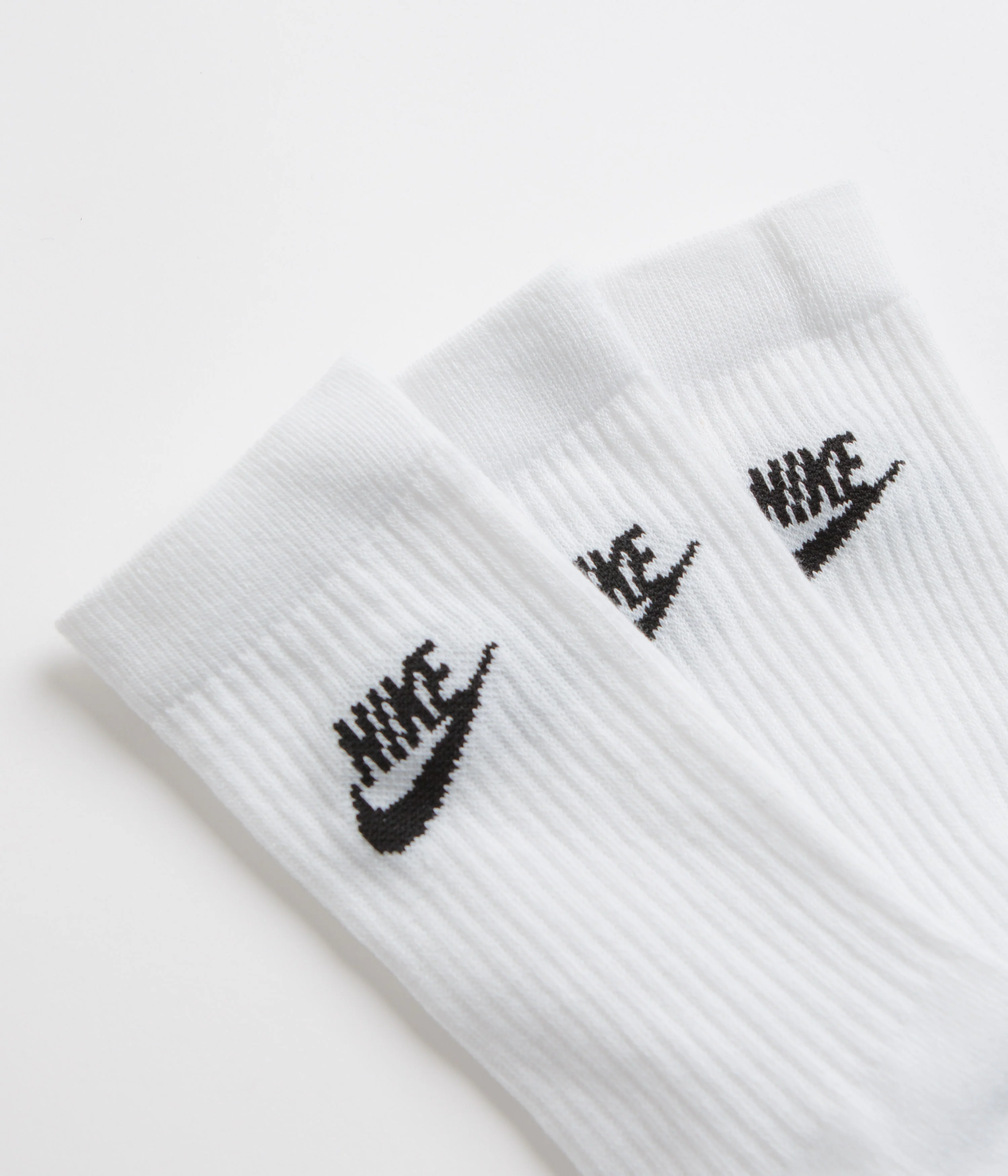 Nike Everyday Essential Crew Socks (3 Pair) - White / Black / Black - Image 2