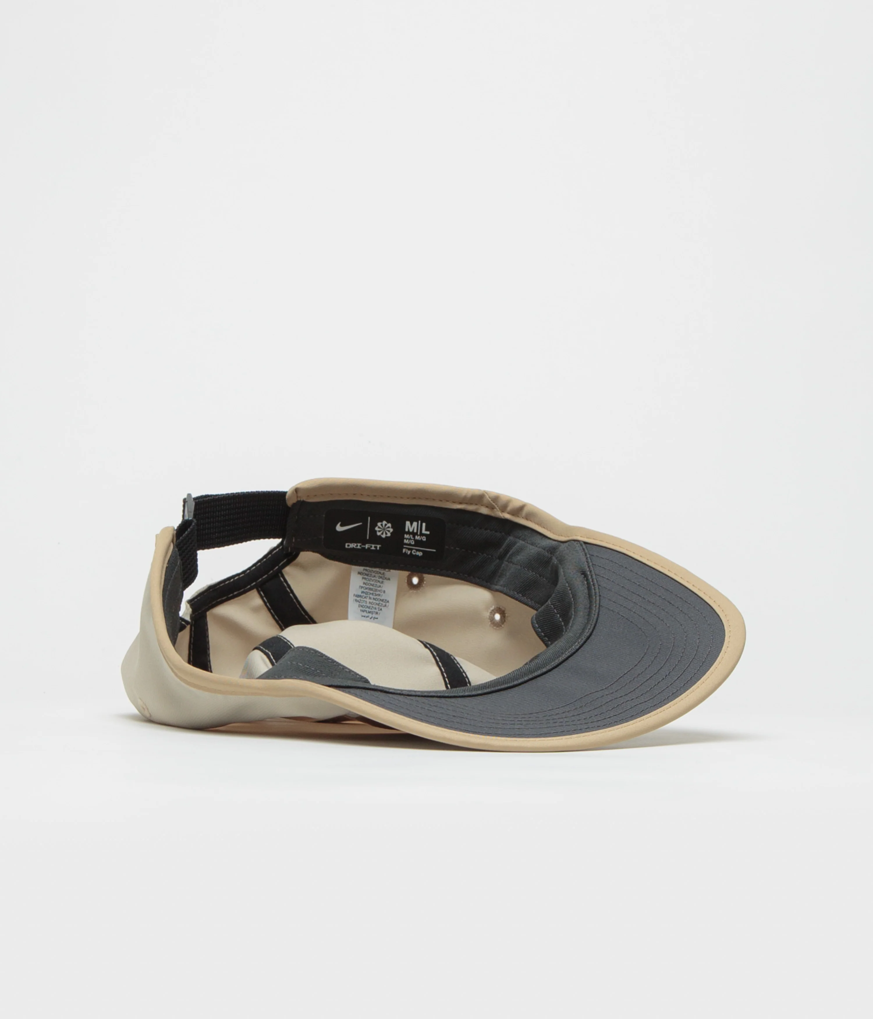 Nike Fly Cap - Desert Khaki / Parachute Beige / Phantom - Image 4