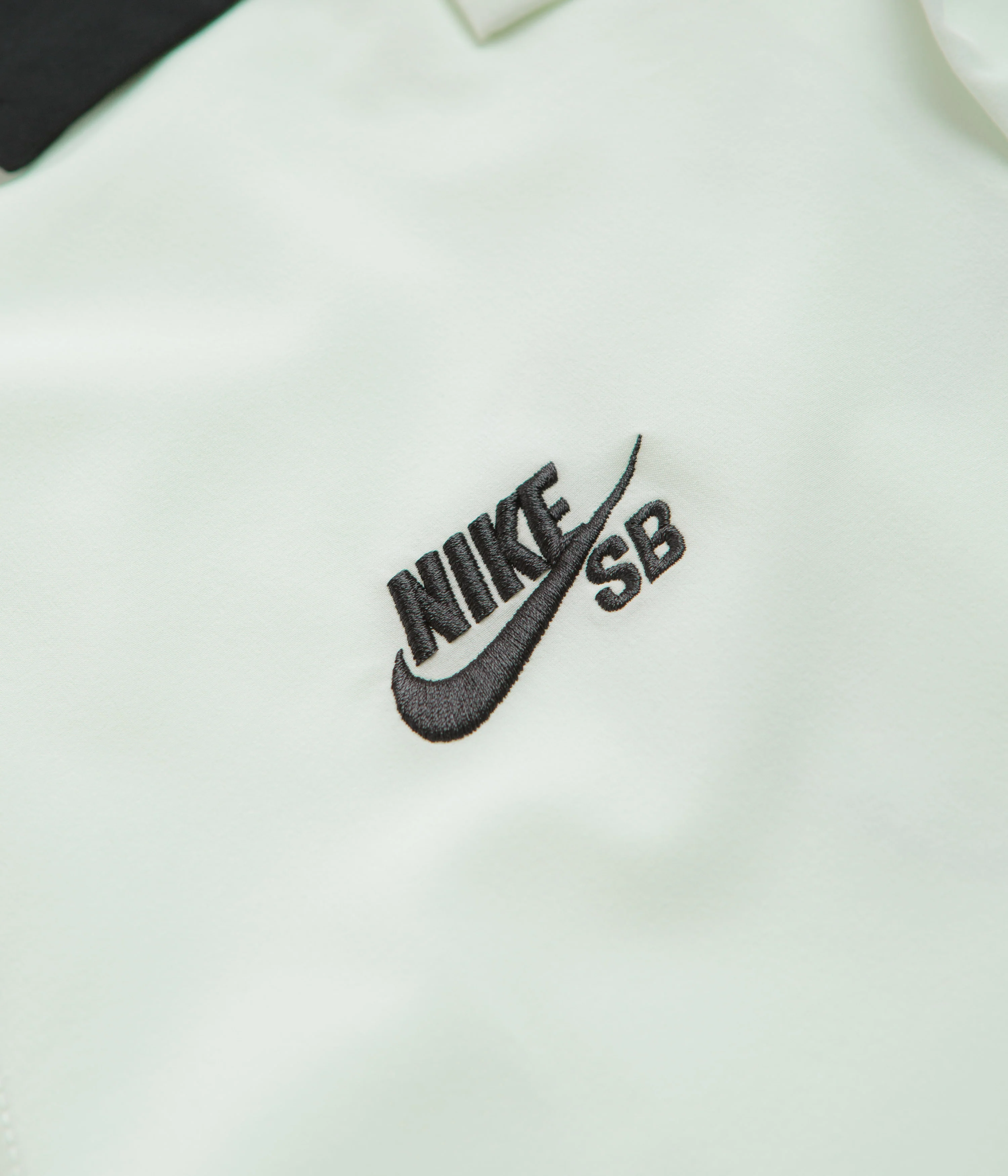 Nike SB Agnostic Bowler Shirt - Barely Green / Black - Image 5