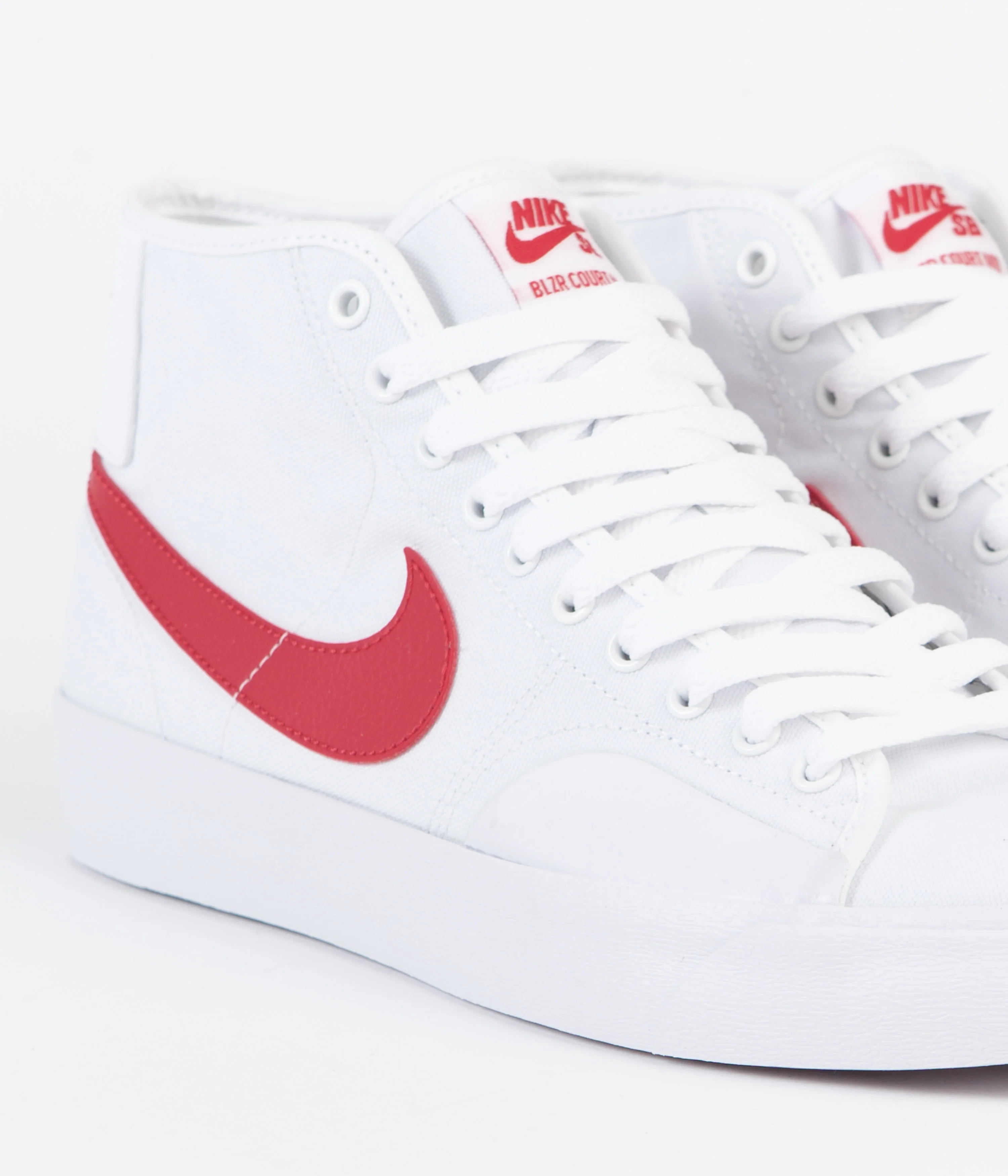 Nike SB Blazer Court Mid Shoes - White / University Red - White - Image 3