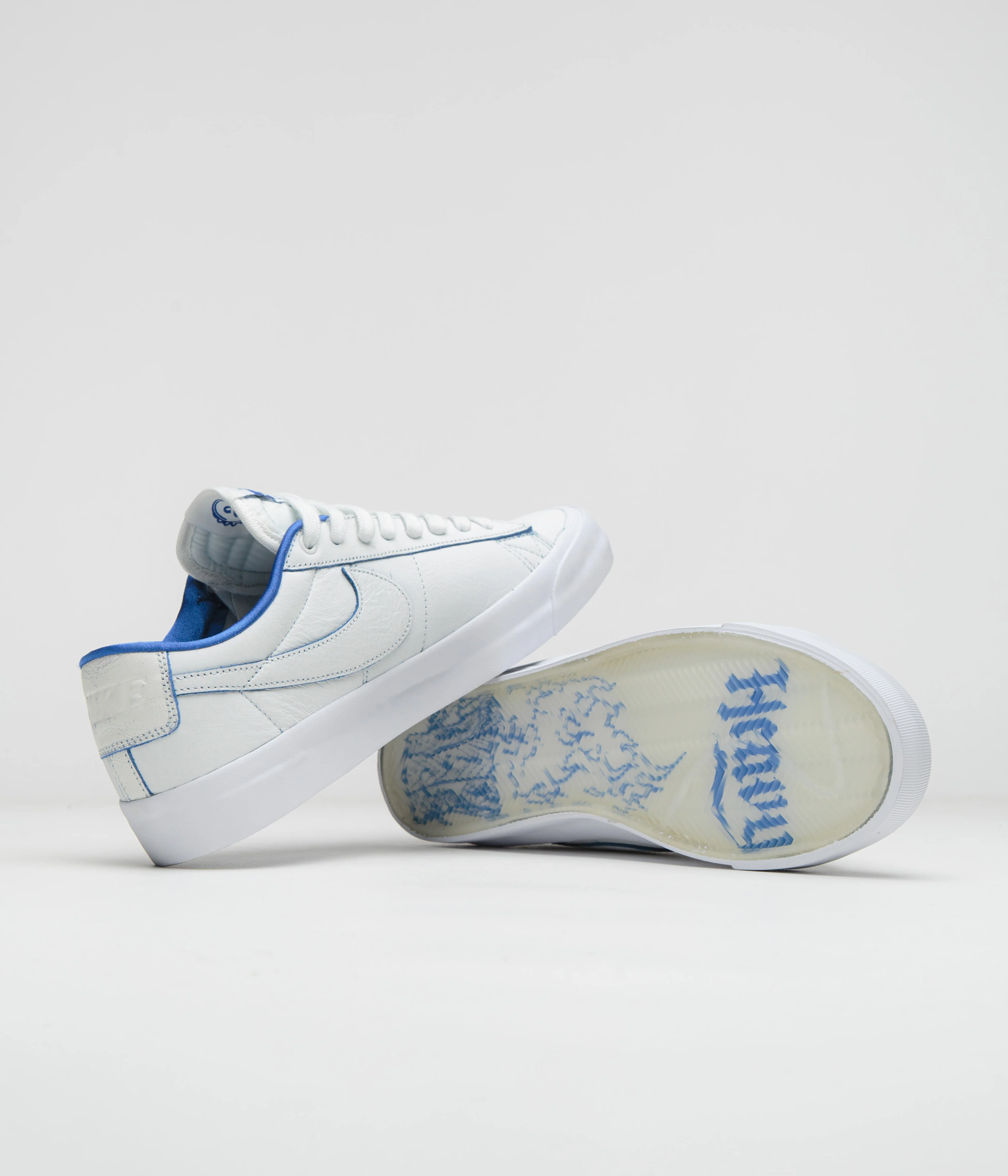 Nike SB Blazer Low Pro GT Premium Shoes - Summit White / Game Royal - Summit White - Image 5