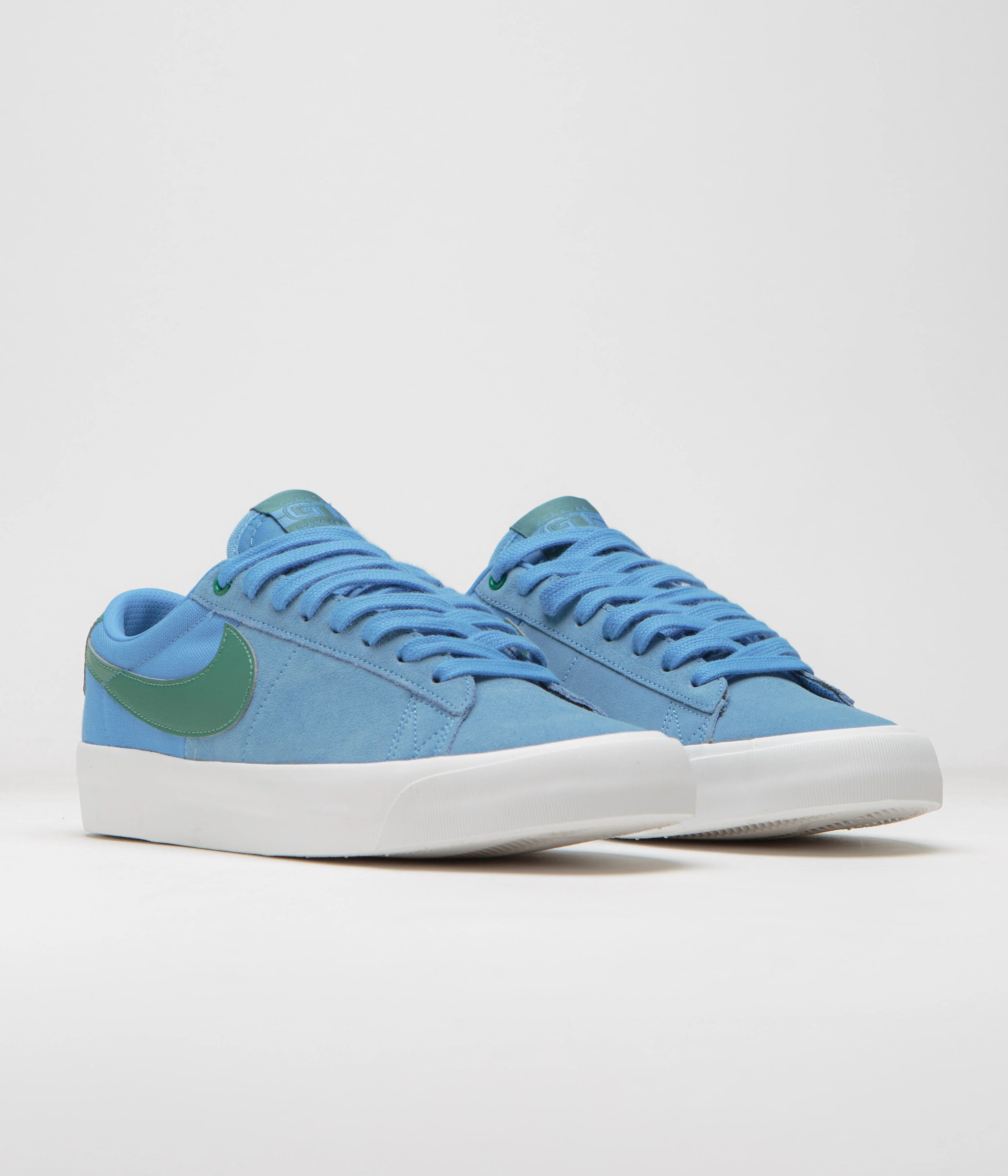 Nike SB Blazer Low Pro GT Shoes - University Blue / Bicoastal - Image 2