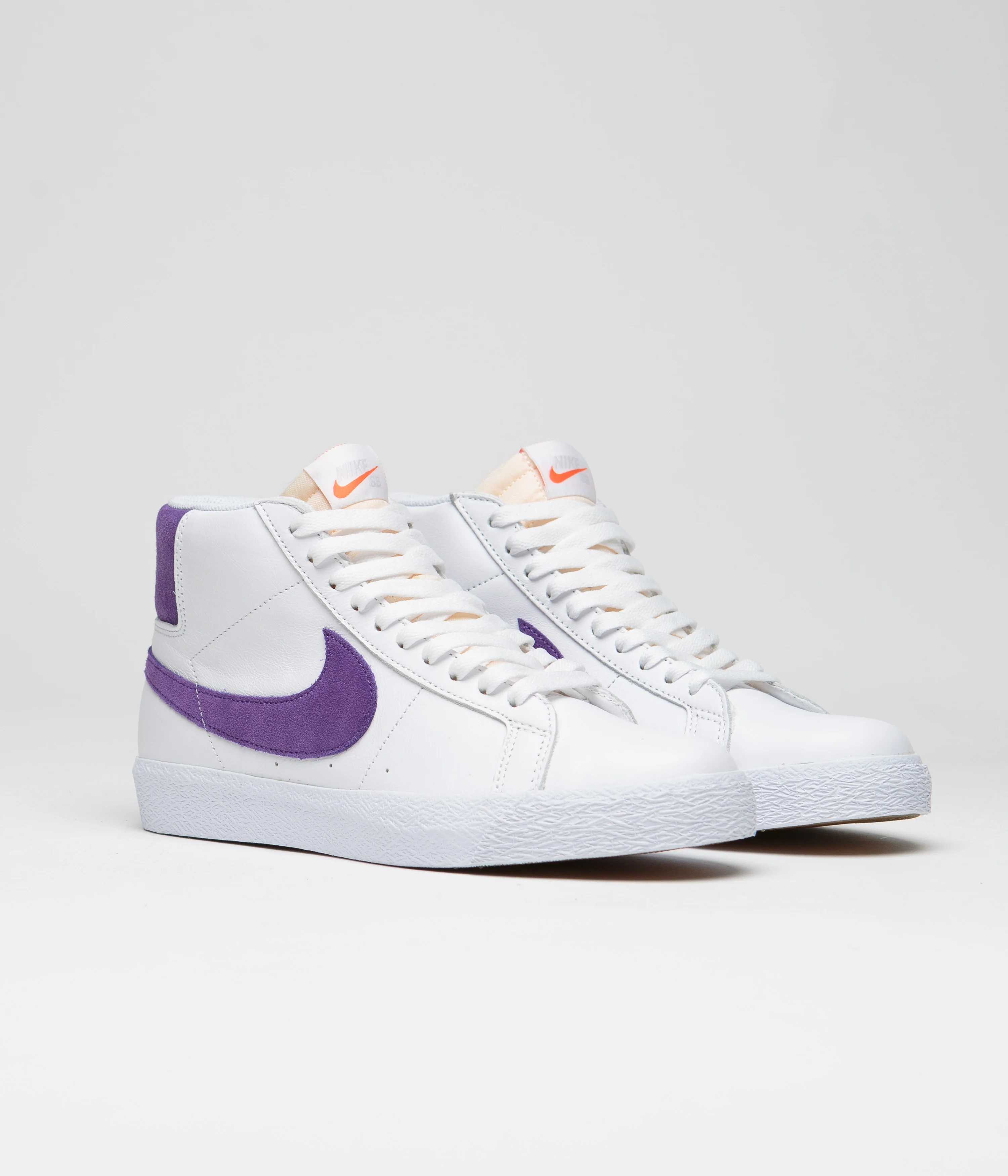 Nike SB Blazer Mid Shoes - White / Court Purple - White - Gum Light Brown - Image 2