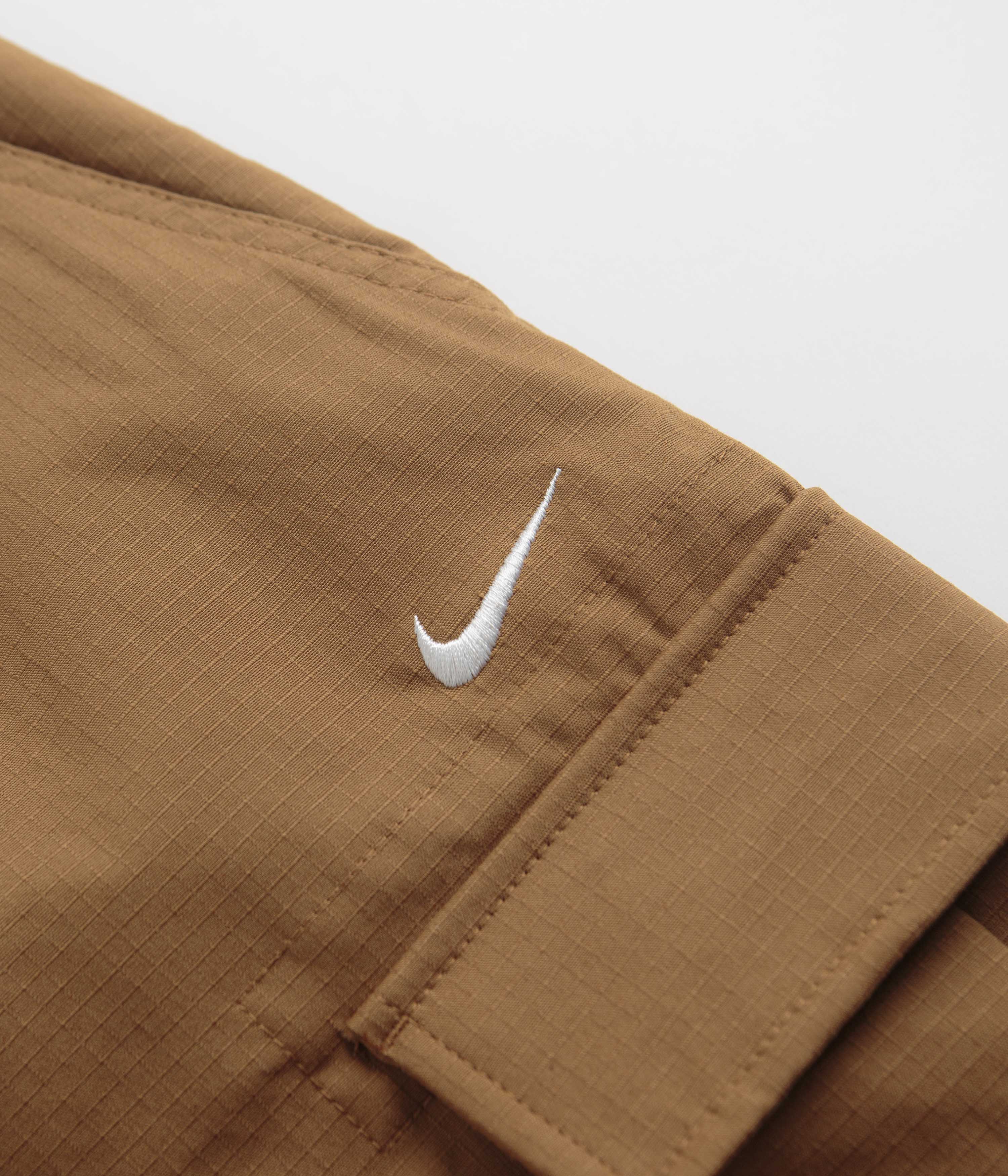 Nike SB Cargo Shorts - Ale Brown / White - Image 4