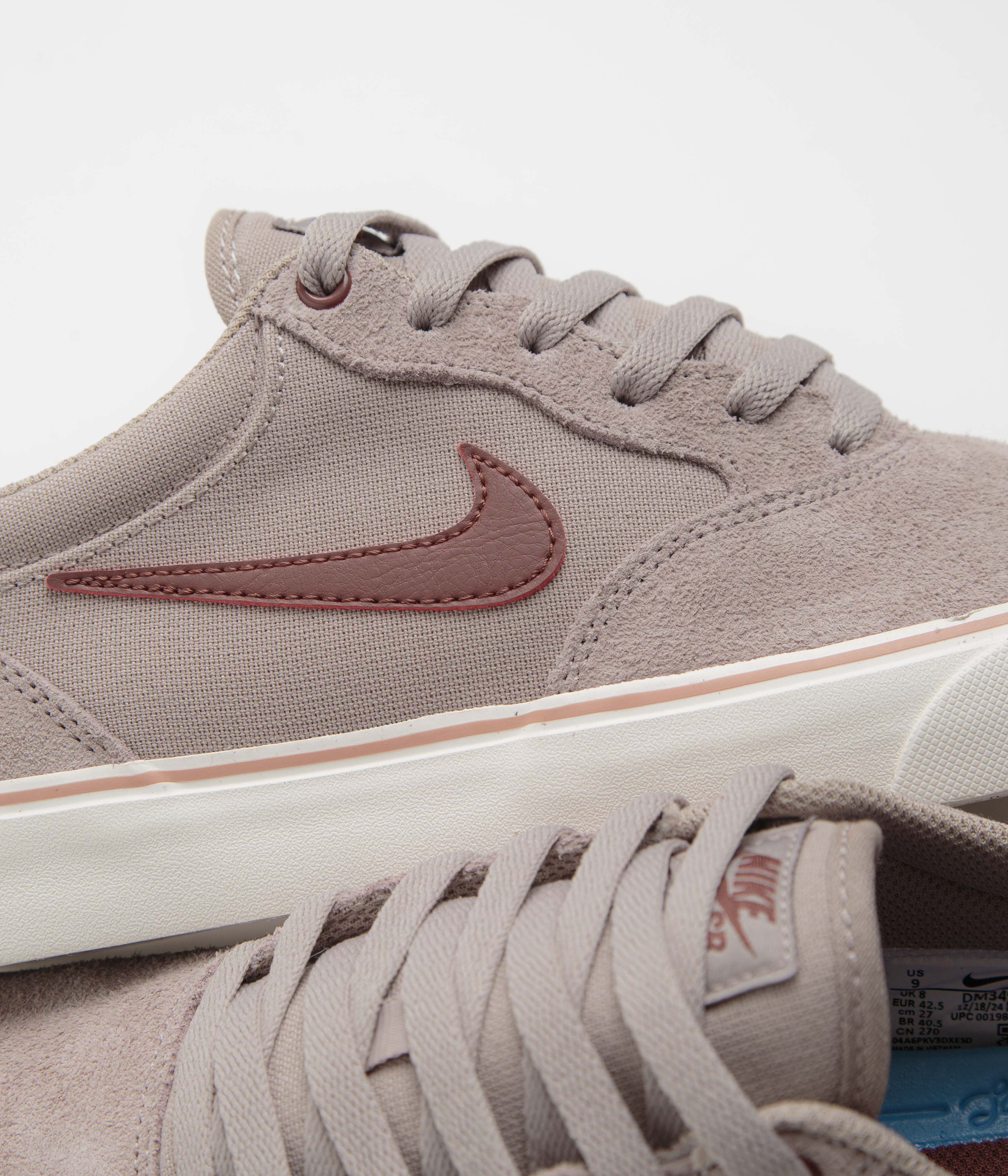 Nike SB Chron 2 Shoes - Malt / Red Sepia - Phantom - Particle Pink - Image 4