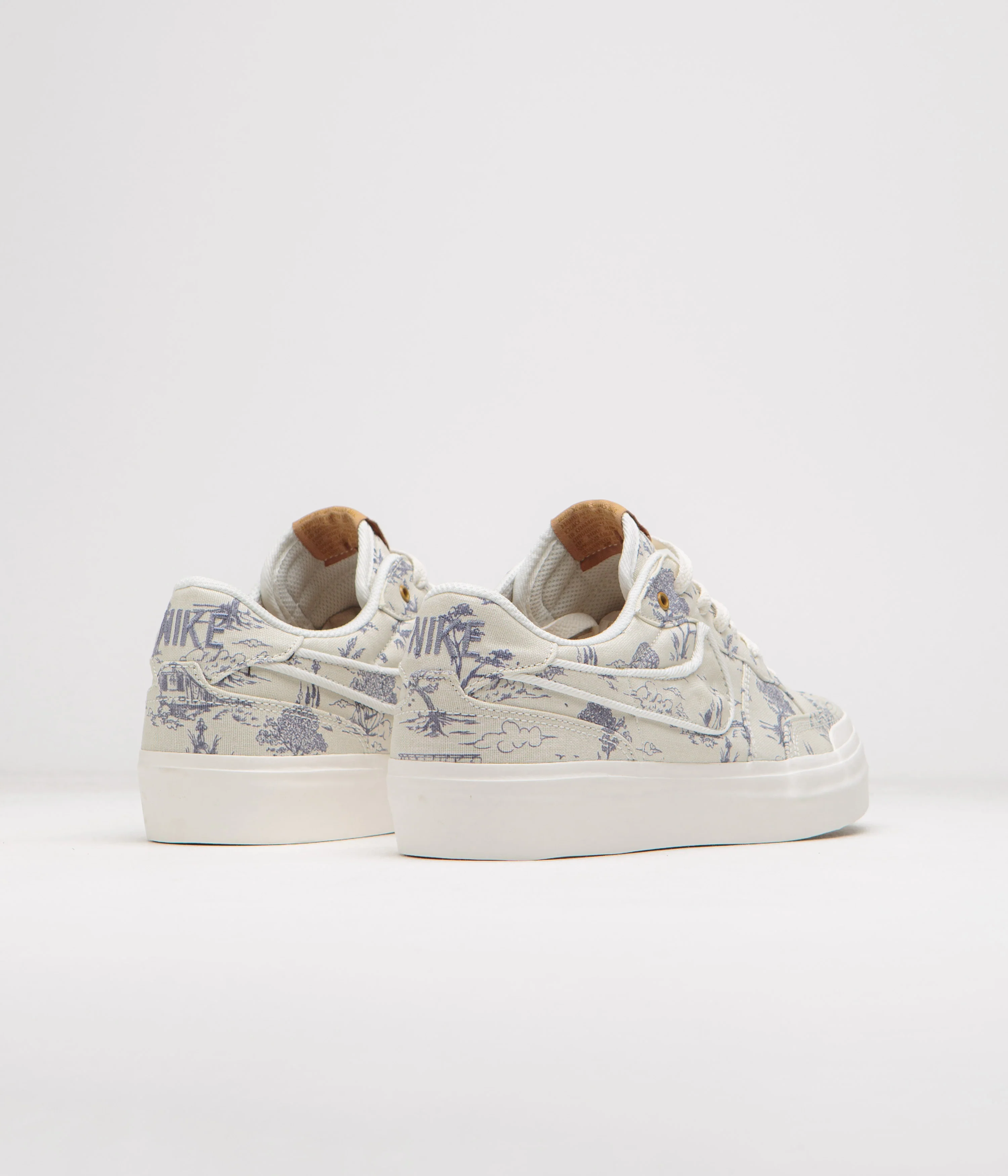 Nike SB City of Style Pogo Plus Premium Shoes - Sail / Light Bone - Light Carbon - Bronzine - Image 5