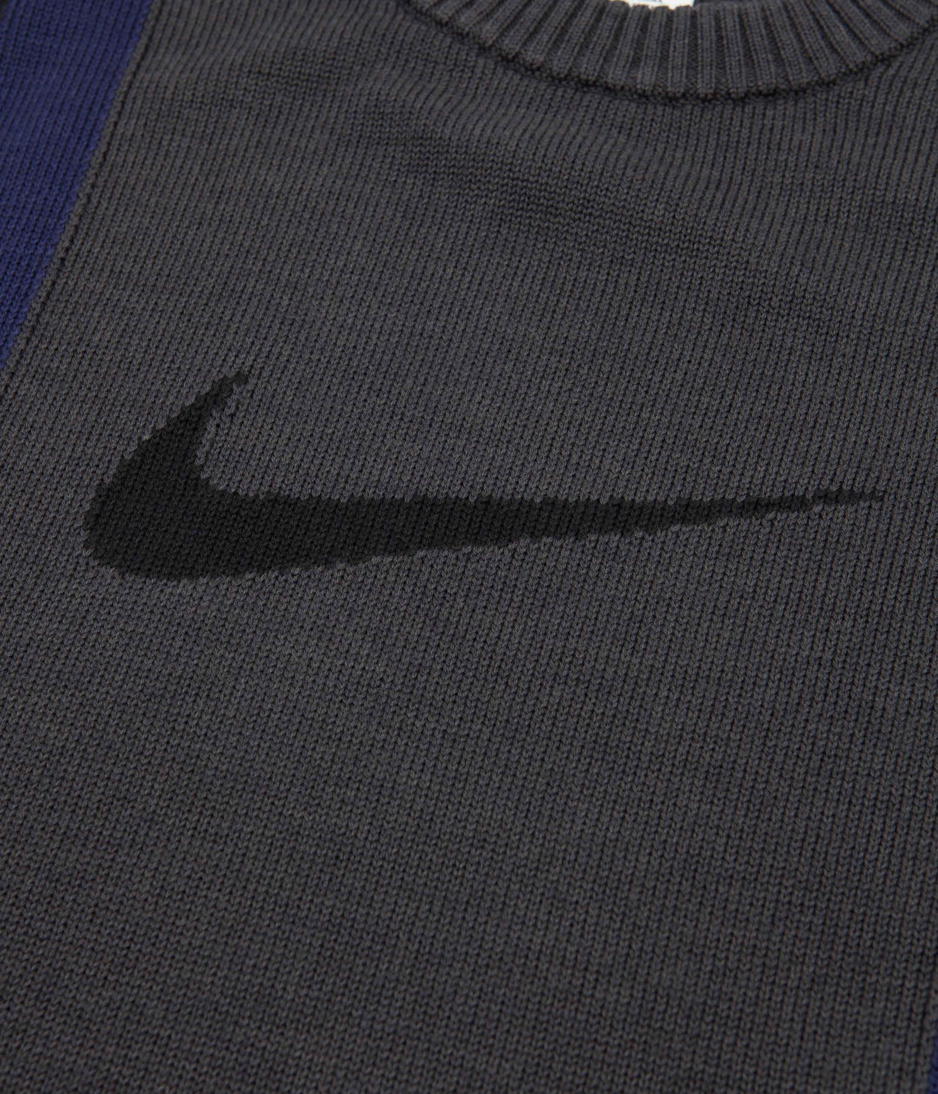 Nike SB Crewneck Sweatshirt - Black / Dark Smoke Grey / Midnight Navy / Black - Image 6