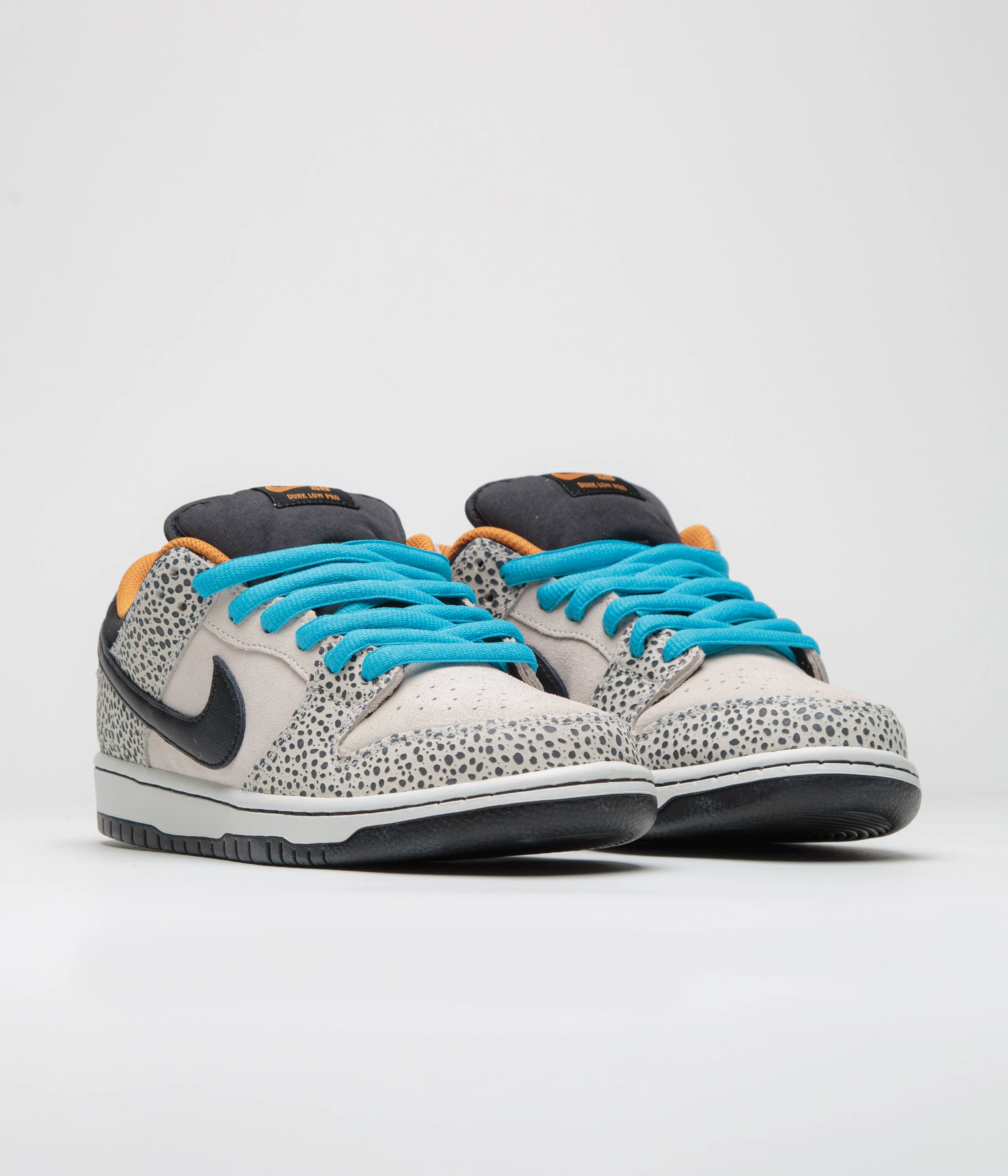 Nike SB Dunk Low Pro Electric Shoes - Phantom / Black - Black - Monarch - Image 2