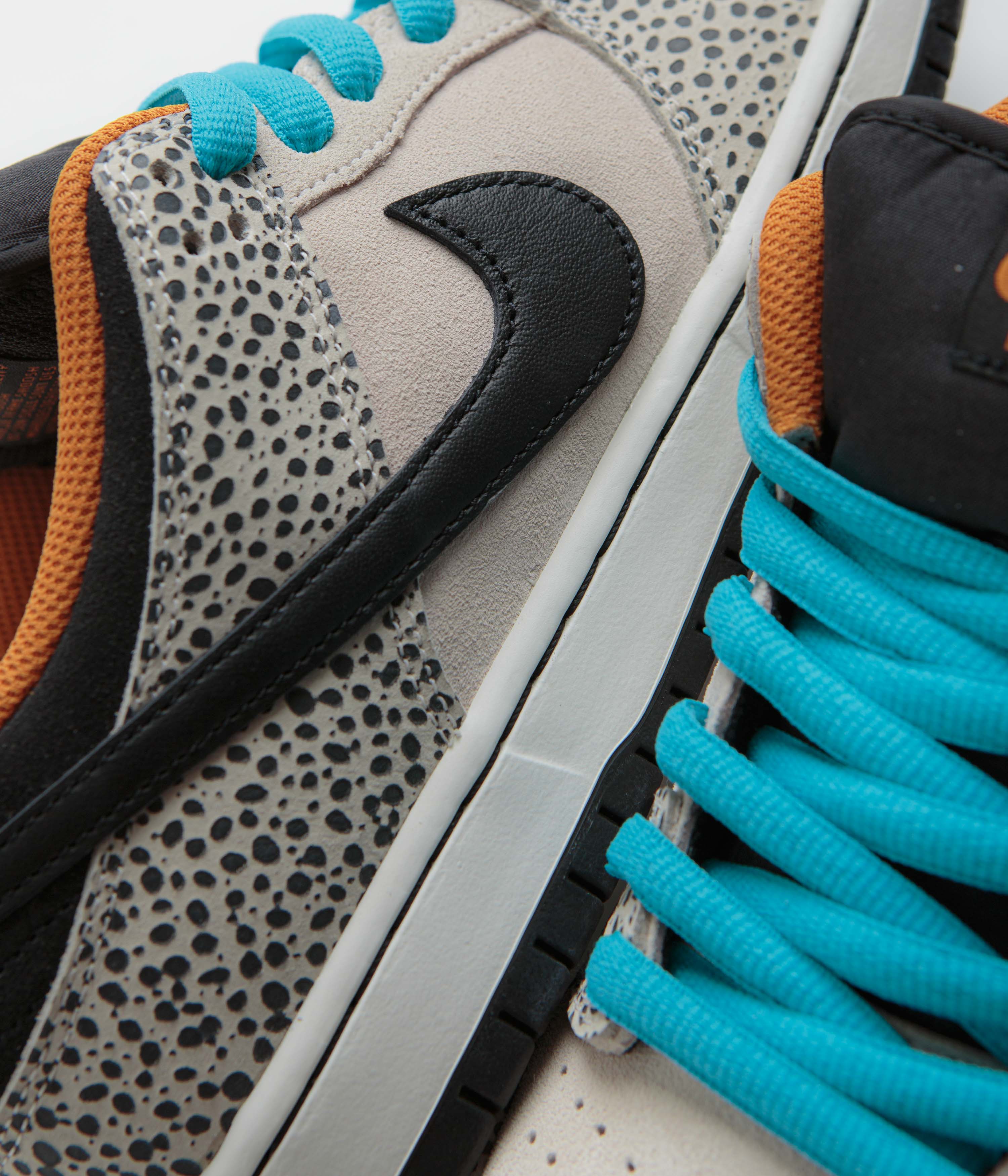 Nike SB Dunk Low Pro Electric Shoes - Phantom / Black - Black - Monarch - Image 3