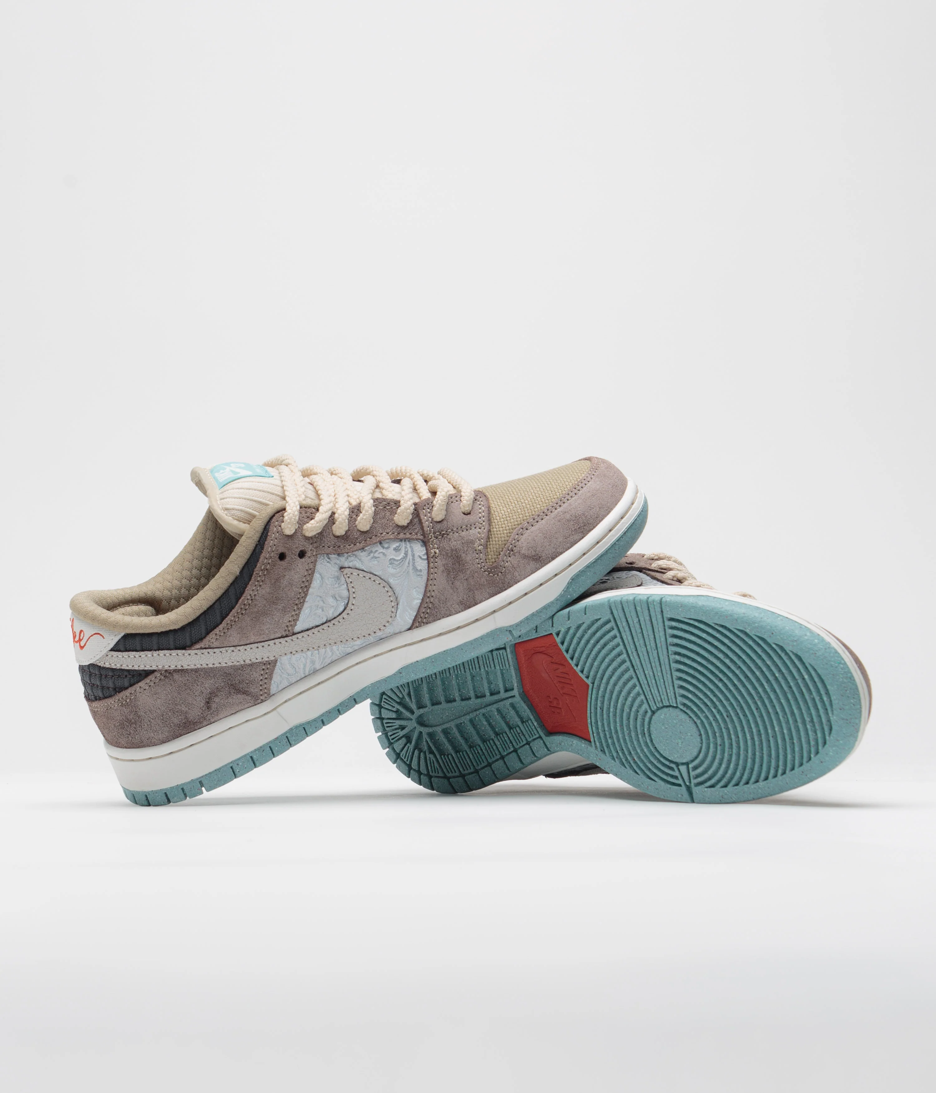 Nike SB Dunk Low Pro Premium Shoes - Baroque Brown / Summit White - Sanddrift - Image 7