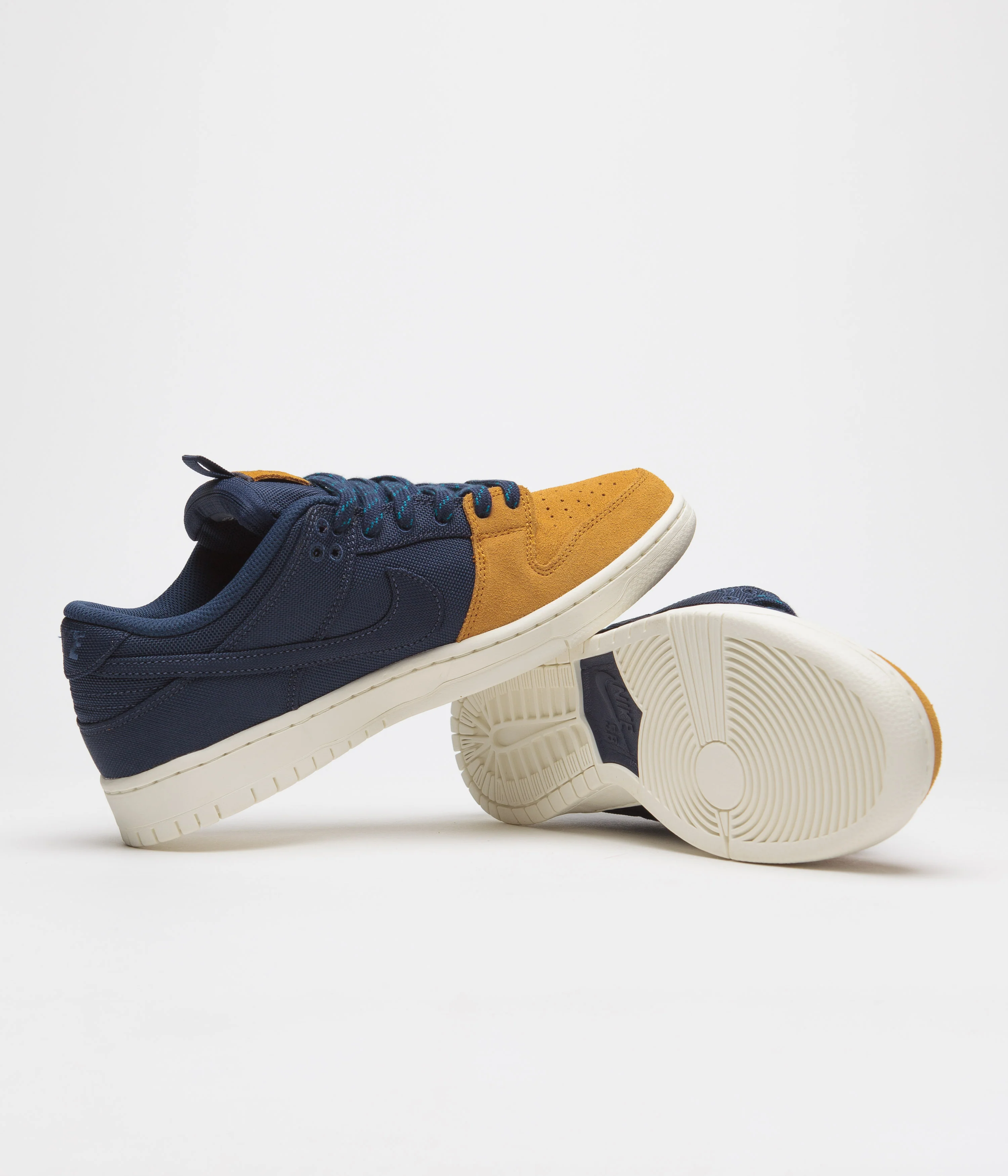 Nike SB Dunk Low Pro Premium Shoes - Midnight Navy / Midnight Navy - Desert Ochre - Image 5