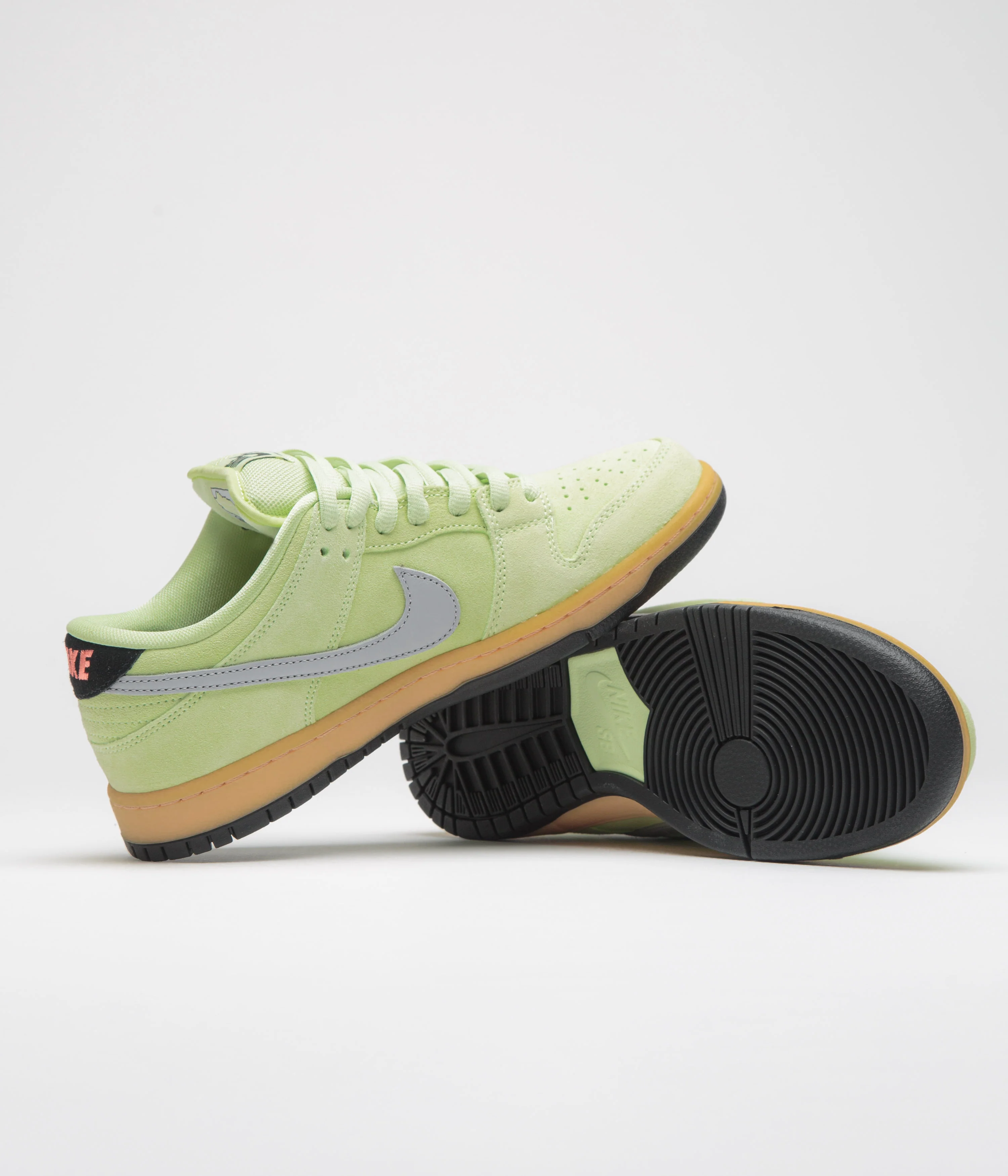 Nike SB Dunk Low Pro Premium 'Verdugo Mountain' Shoes - Pistachio Frost / Wolf Grey - Black - Image 5