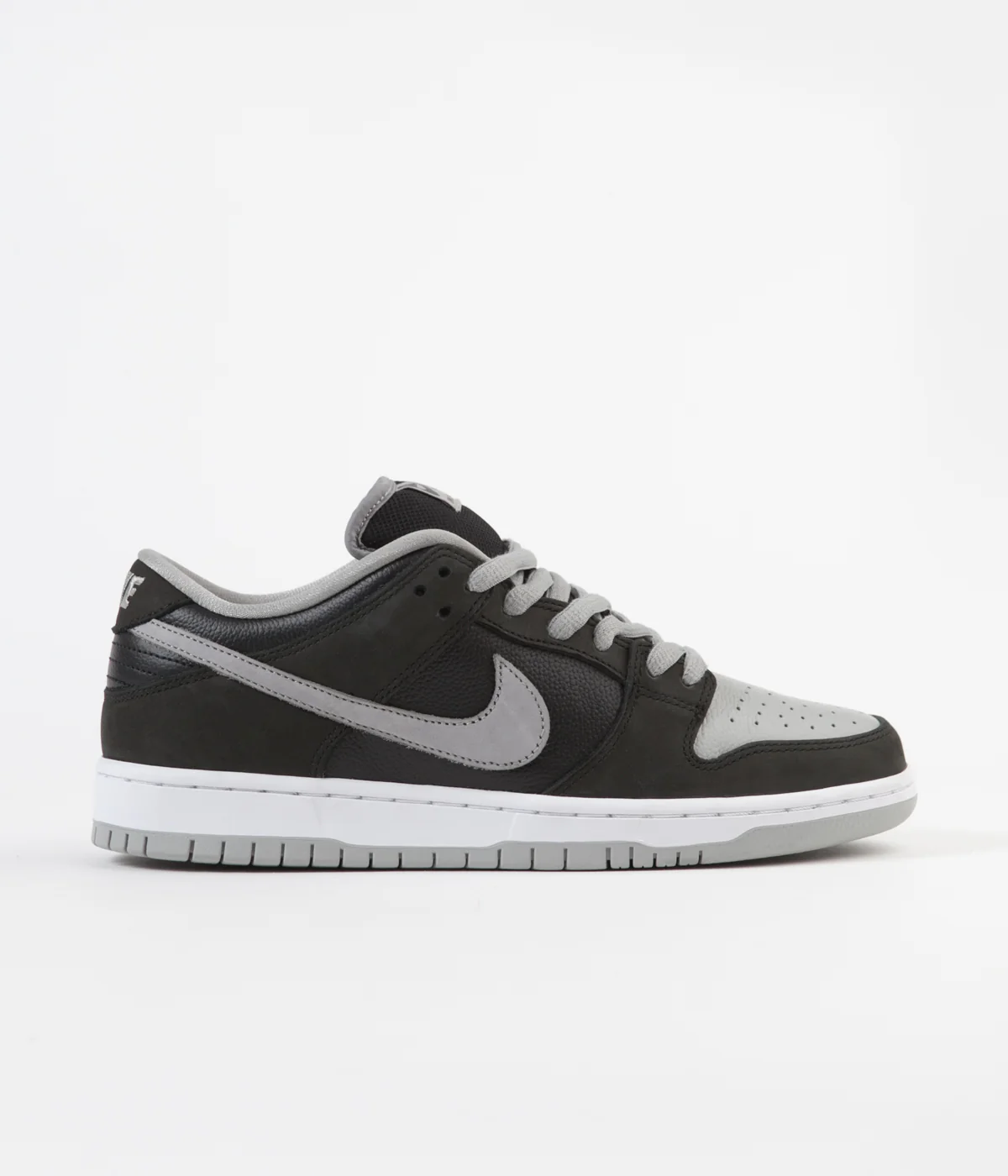 Nike SB Dunk Low Pro Shoes - Black / Medium Grey - Black - White