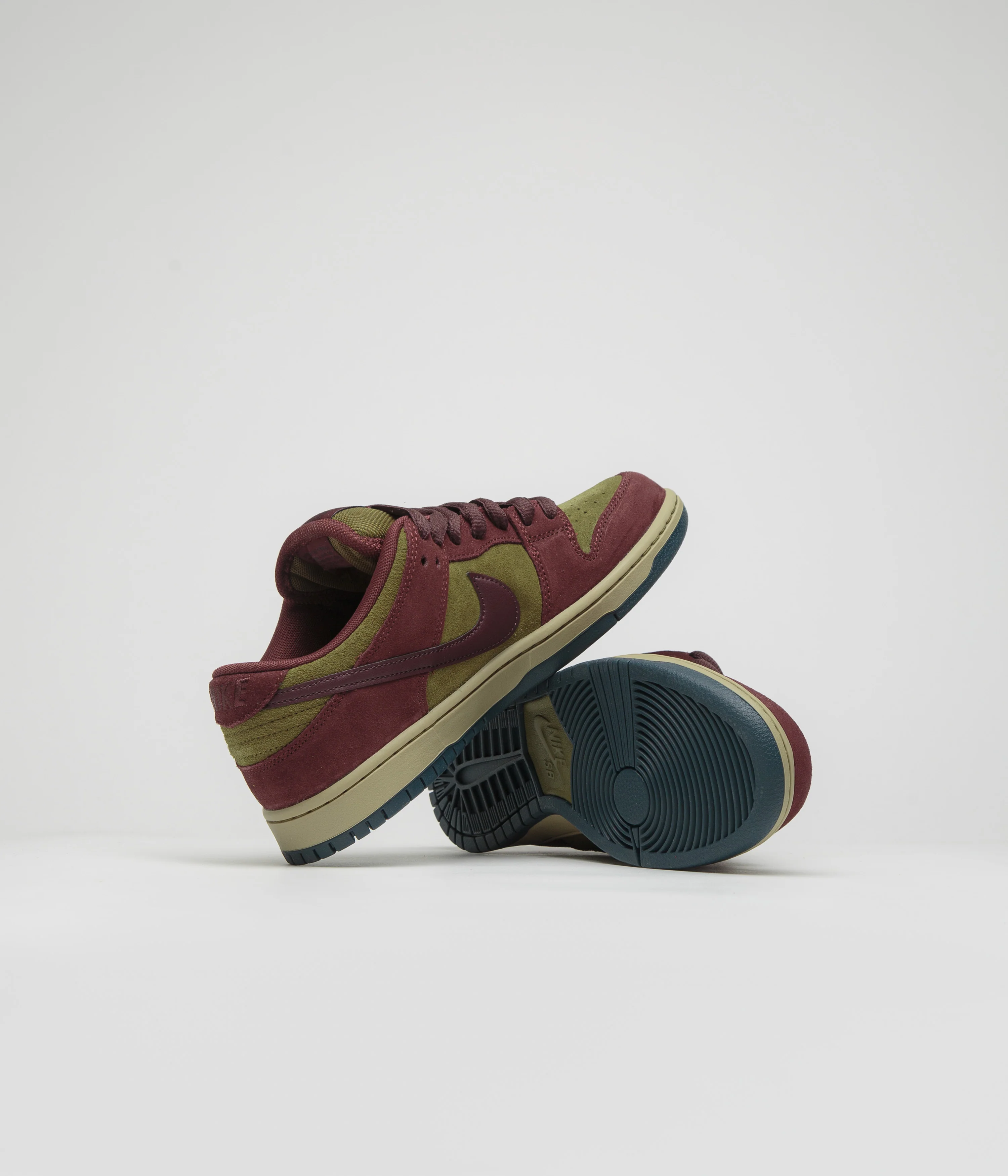 Nike SB Dunk Low Pro Shoes - Dark Team Red / Burgundy Crush - Olive Flak - Image 5