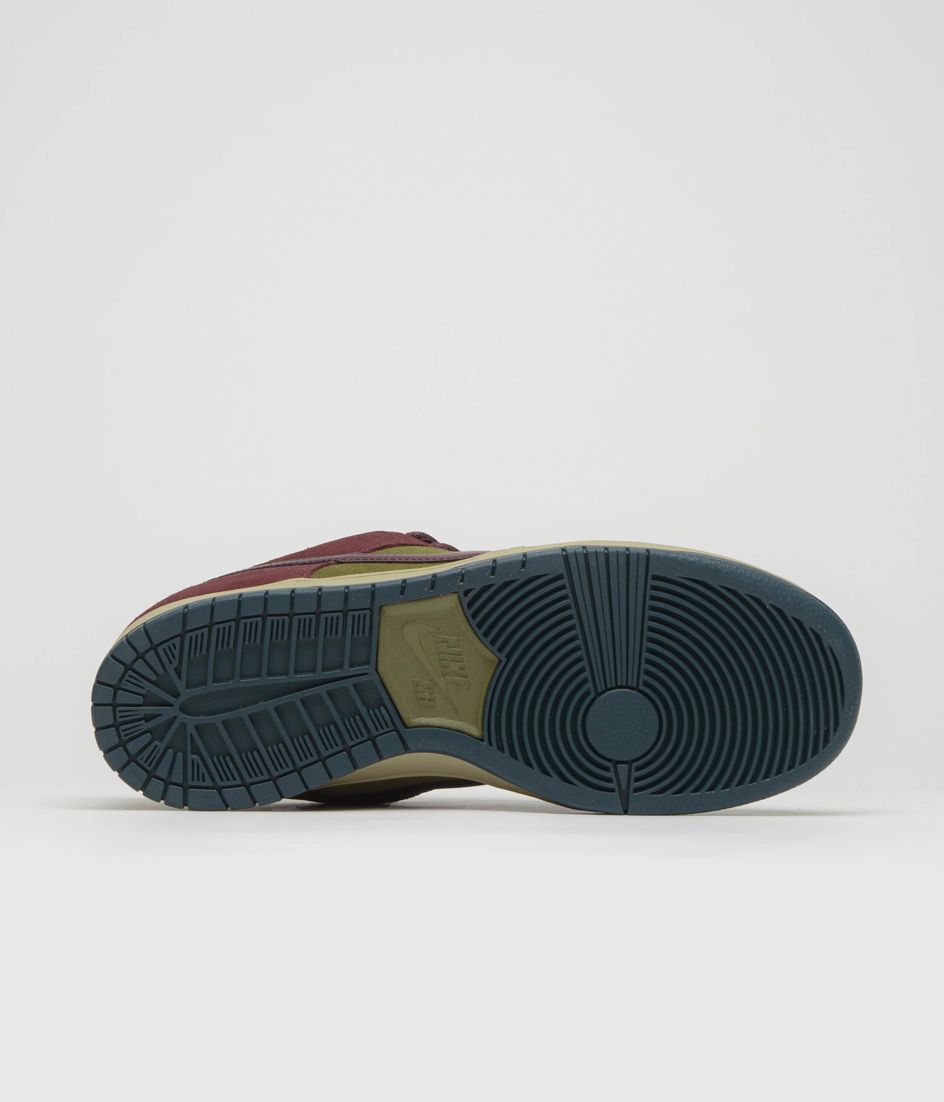 Nike SB Dunk Low Pro Shoes - Dark Team Red / Burgundy Crush - Olive Flak - Image 6