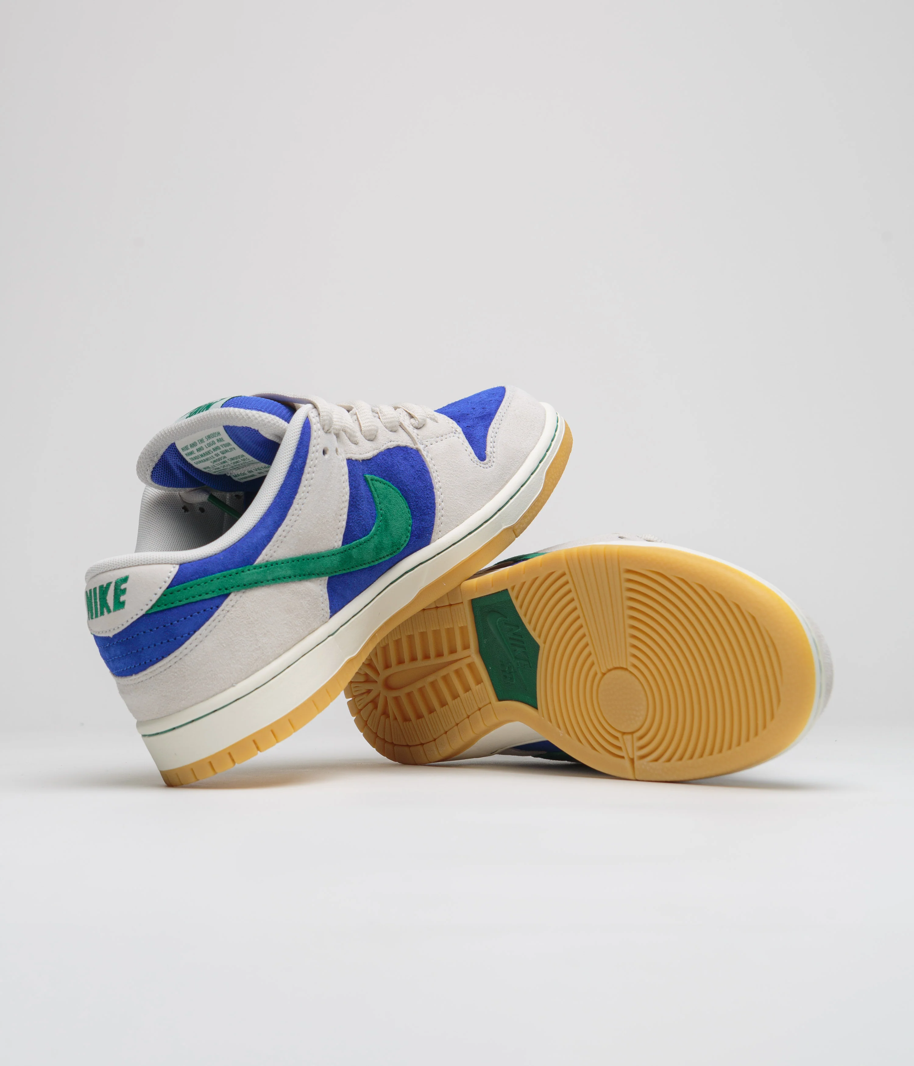 Nike SB Dunk Low Pro Shoes - Phantom / Malachite - Hyper Royal - Image 6