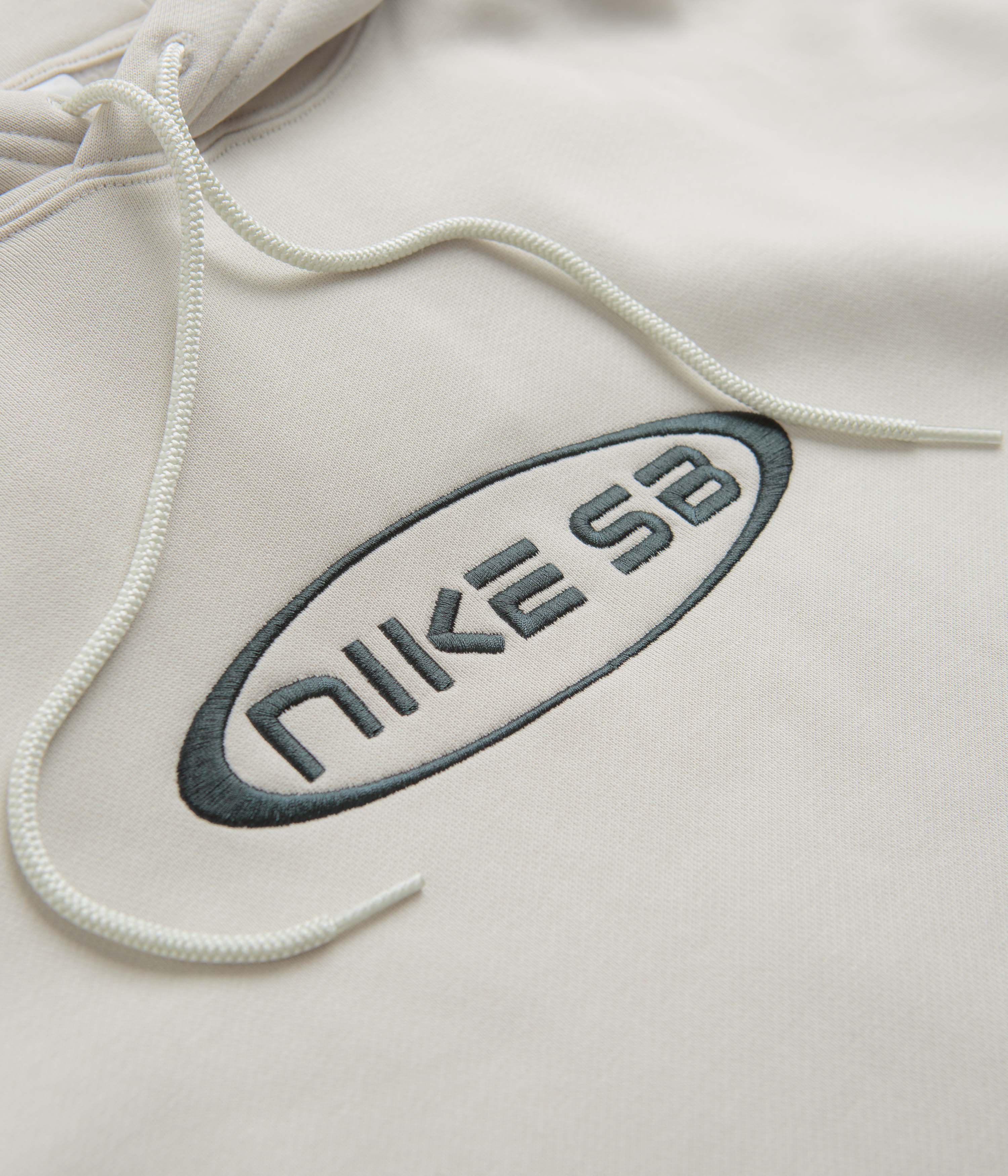 Nike SB Embroidered Graphic Hoodie - Light Bone / Deep Jungle - Image 3