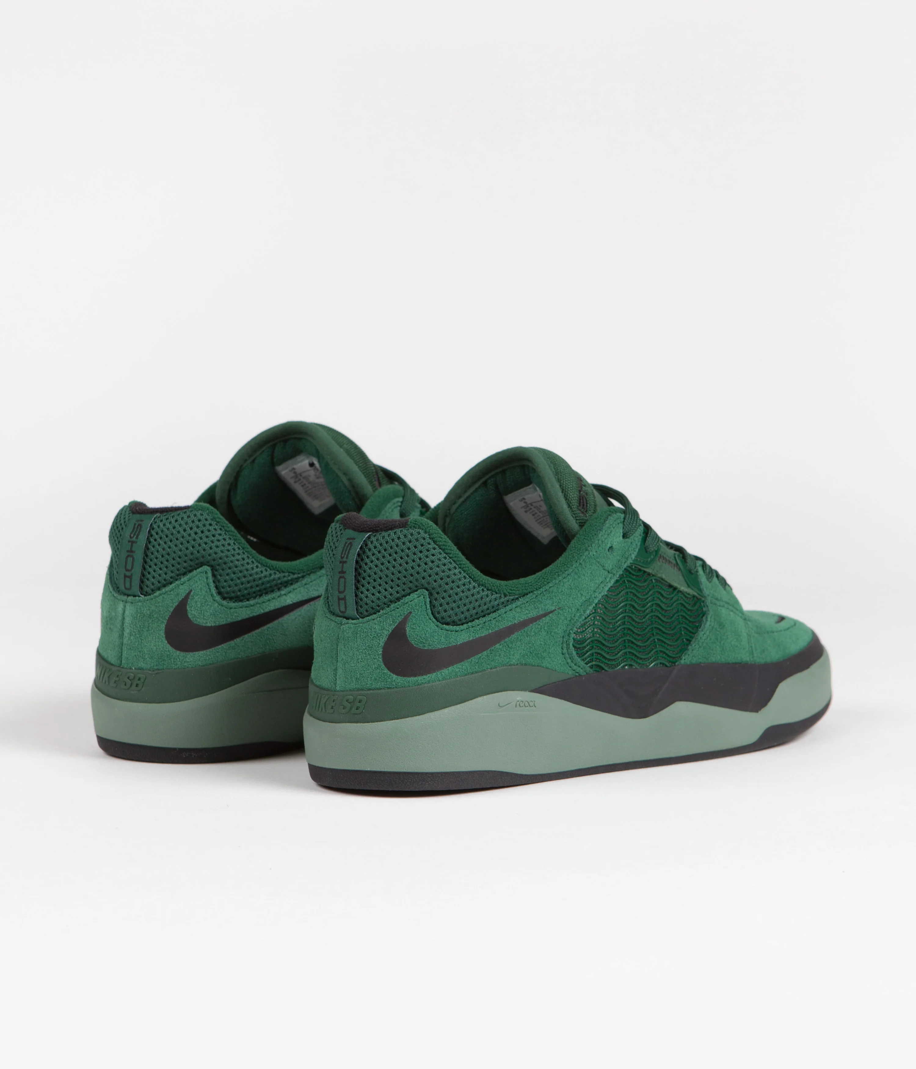 Nike SB Ishod Shoes - Gorge Green / Black - Dutch Green - Black - Image 4