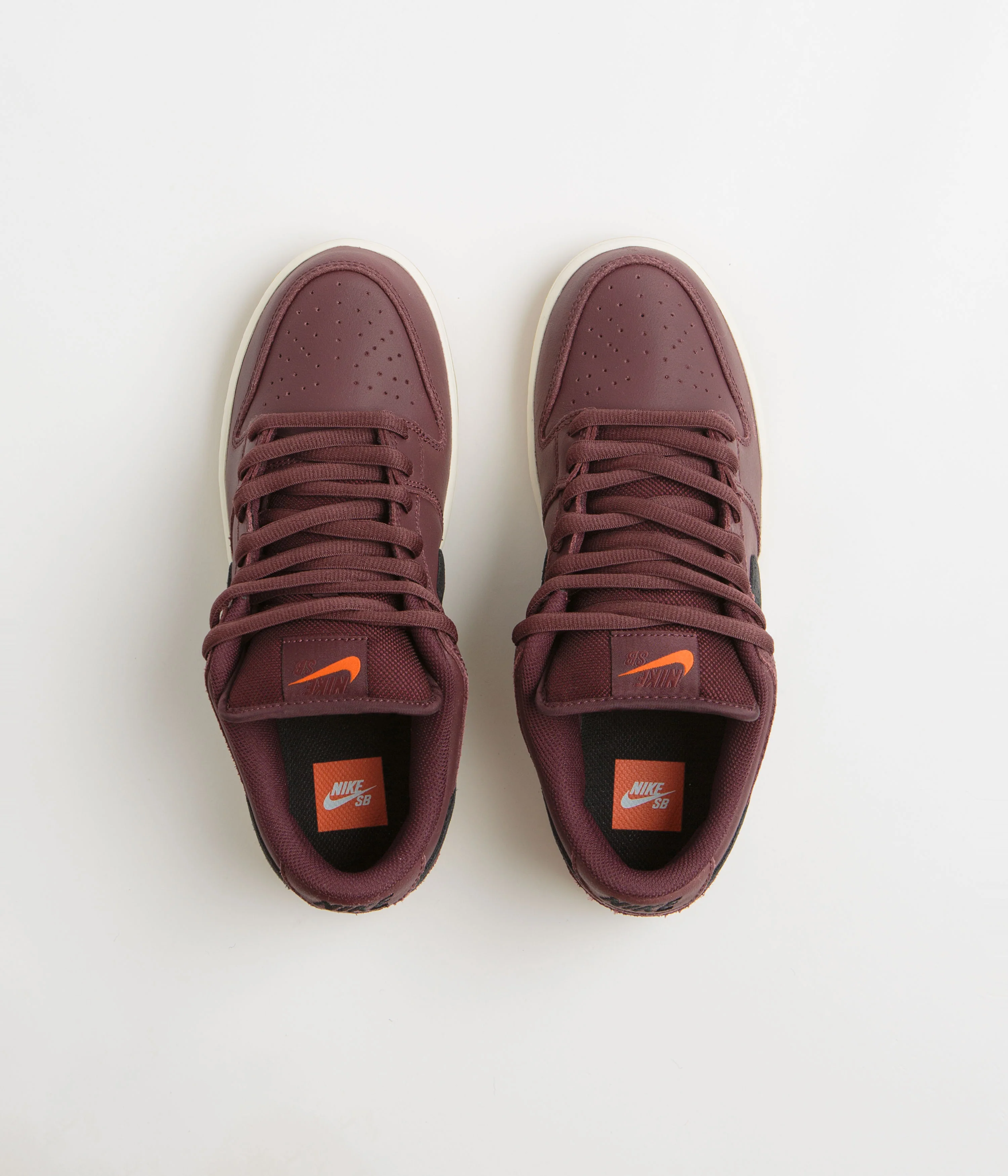 Nike SB Orange Label Dunk Low Pro Shoes - Burgundy Crush / Black - Mystic Dates - Sail - Image 7