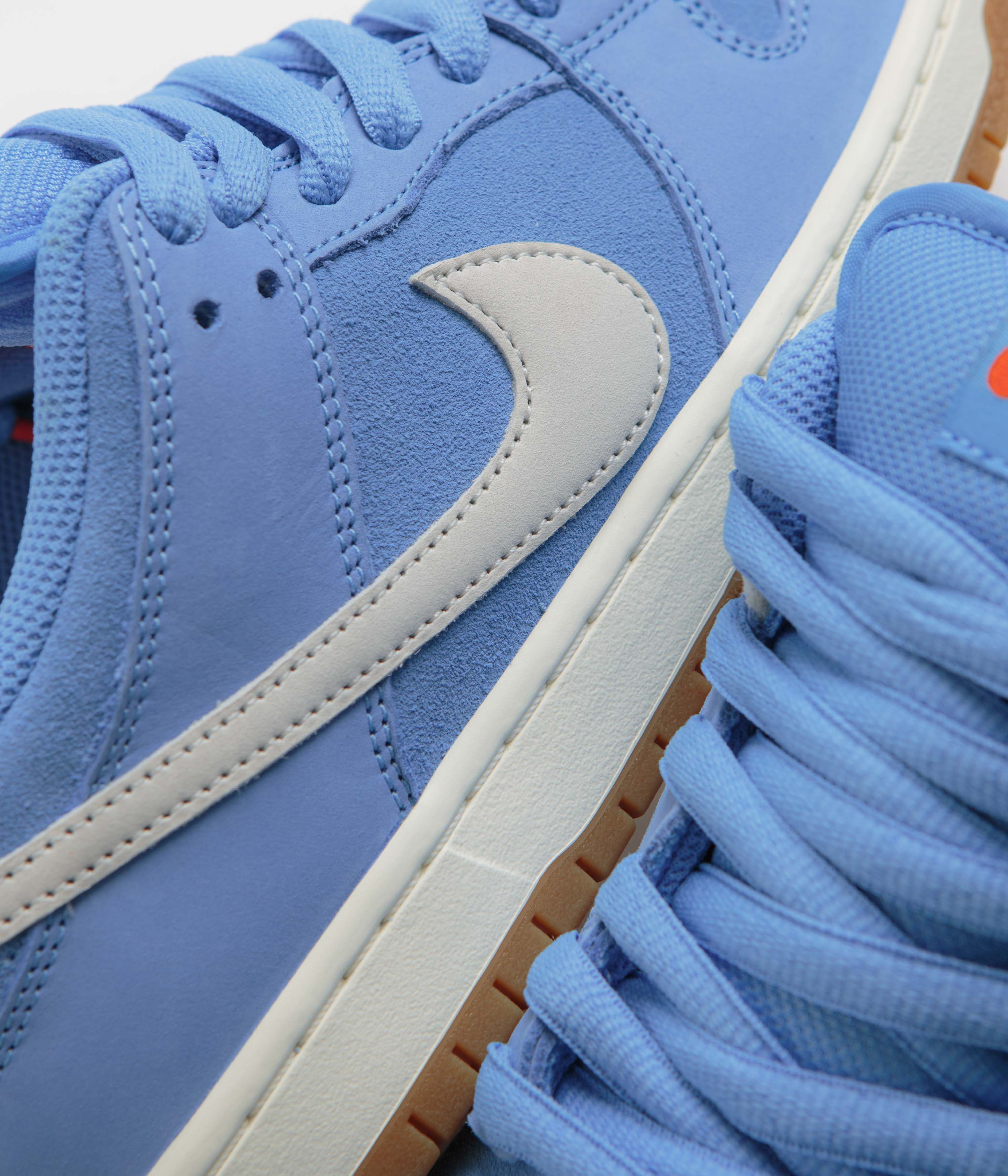 Nike SB Orange Label Dunk Low Pro Shoes - University Blue / Sail - University Blue - Image 5