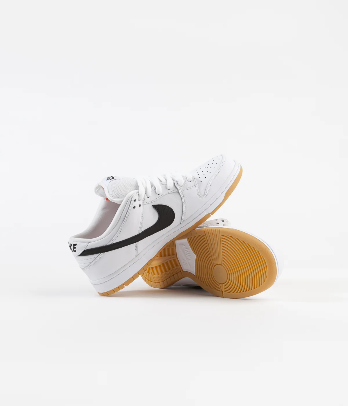 Nike SB Orange Label Dunk Low Pro Shoes - White / Black - Gum - Image 5