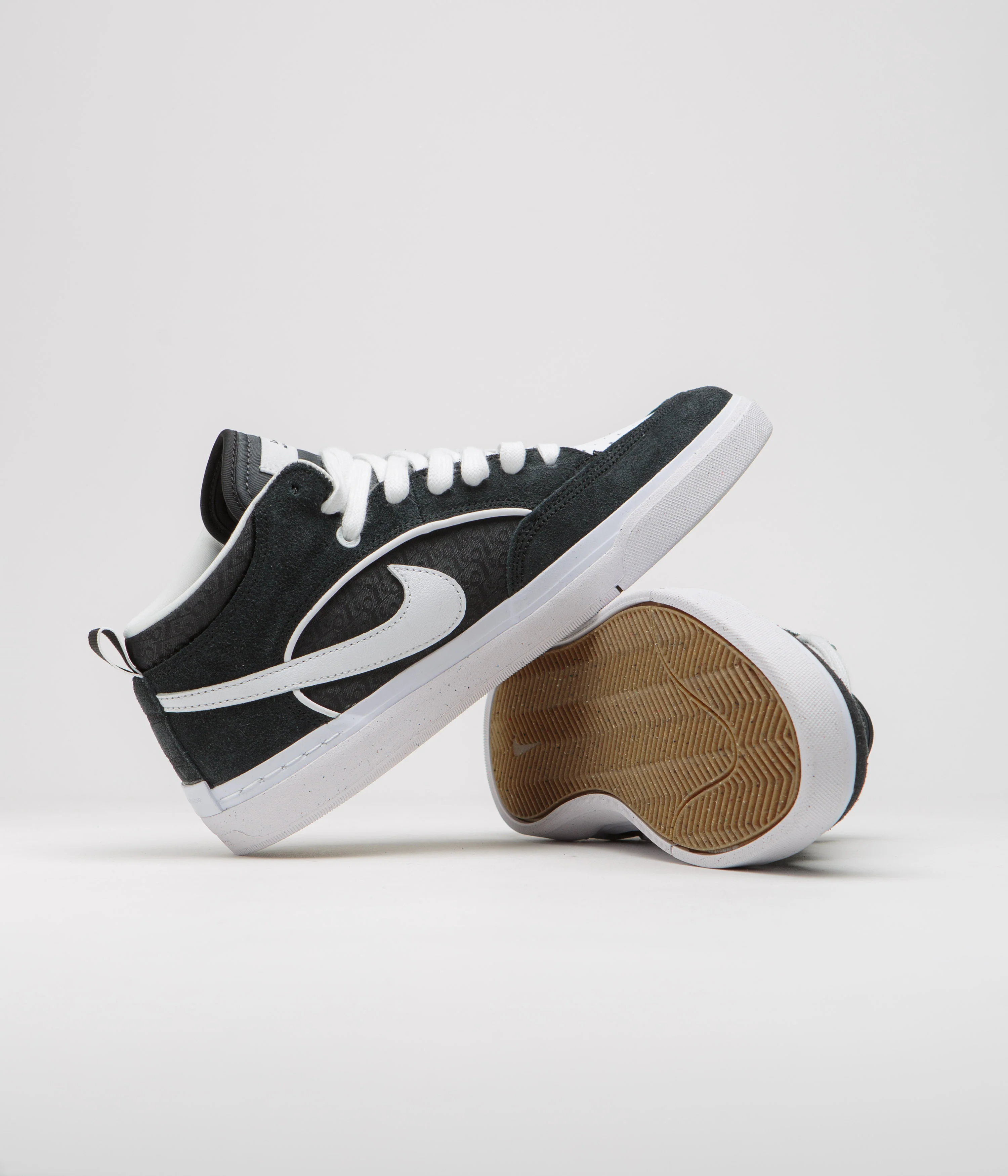 Nike SB React Leo Shoes - Black / White - Black - Gum Light Brown - Image 4