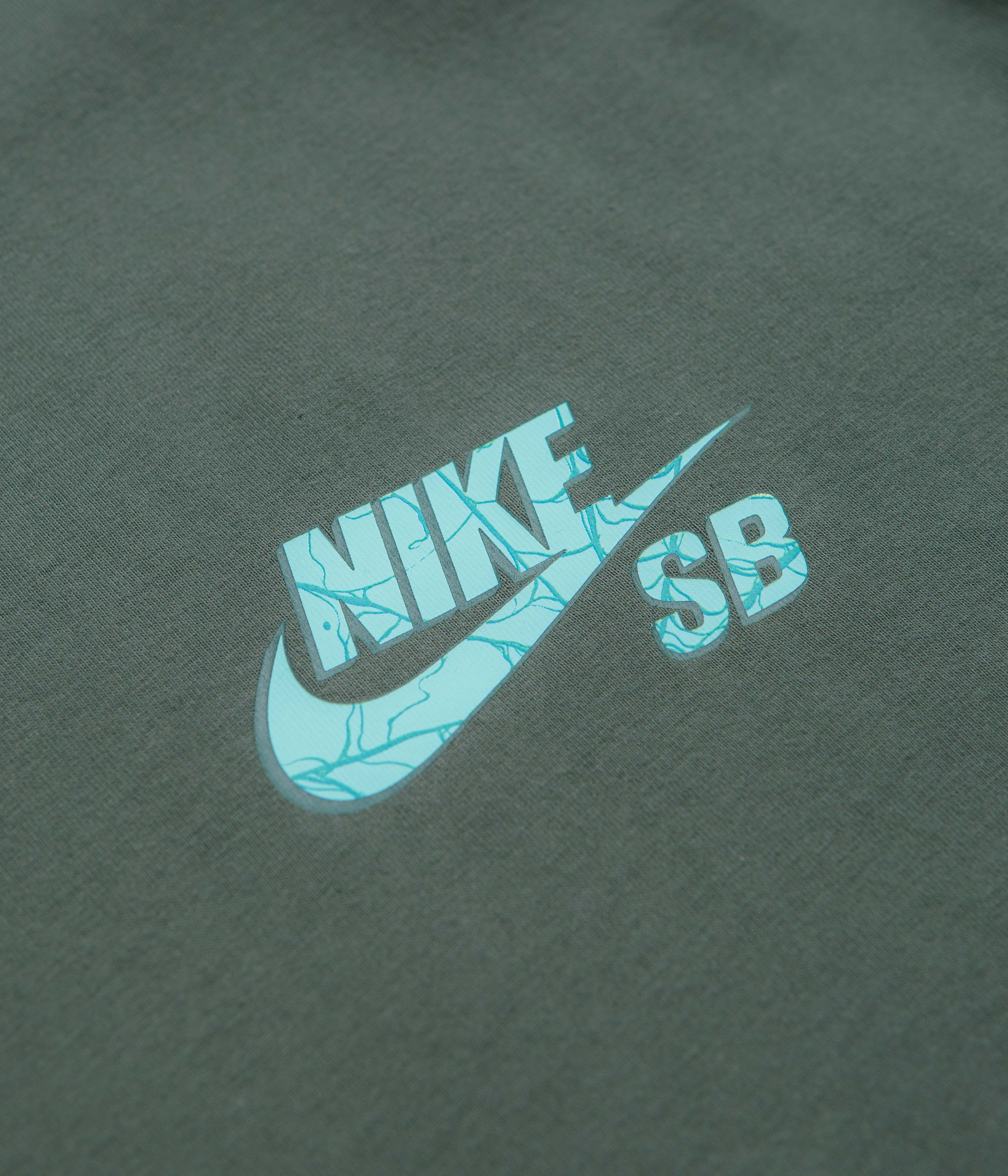 Nike SB Spider T-Shirt - Vintage Green - Image 4