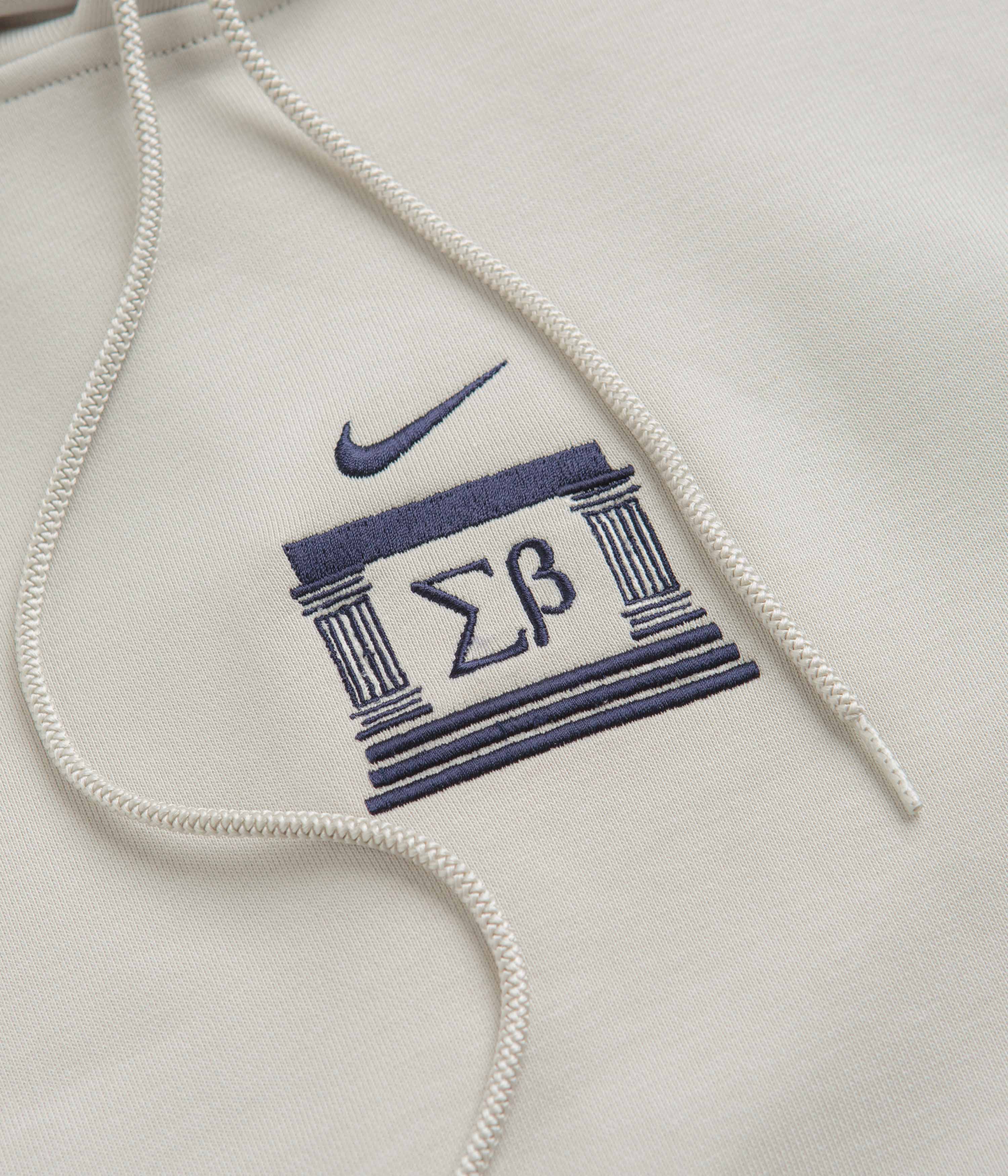 Nike SB Veikos Hoodie - Light Bone / Midnight Navy - Image 3