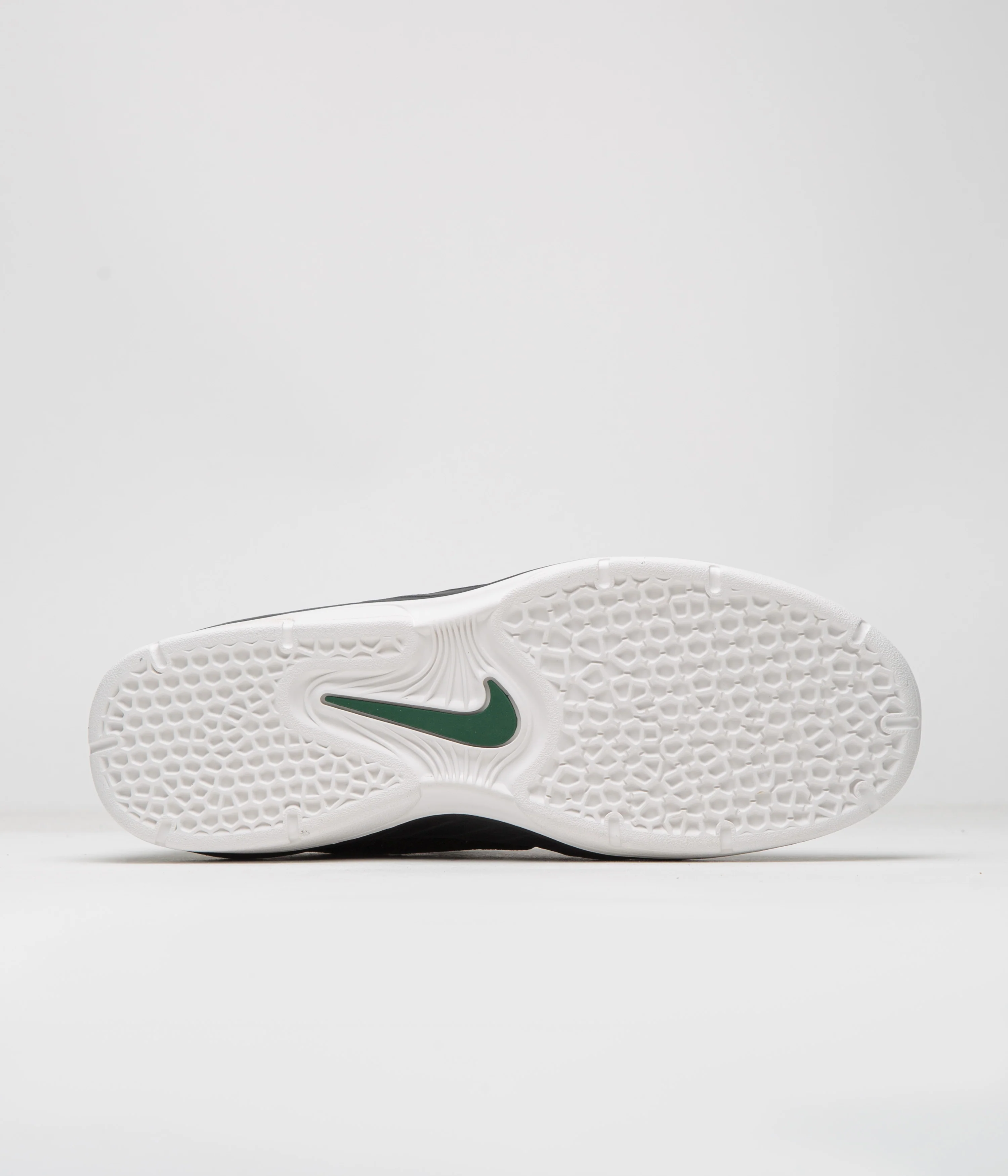 Nike SB Vertebrae Shoes - Black / Malachite - Black - Summit White - Image 6
