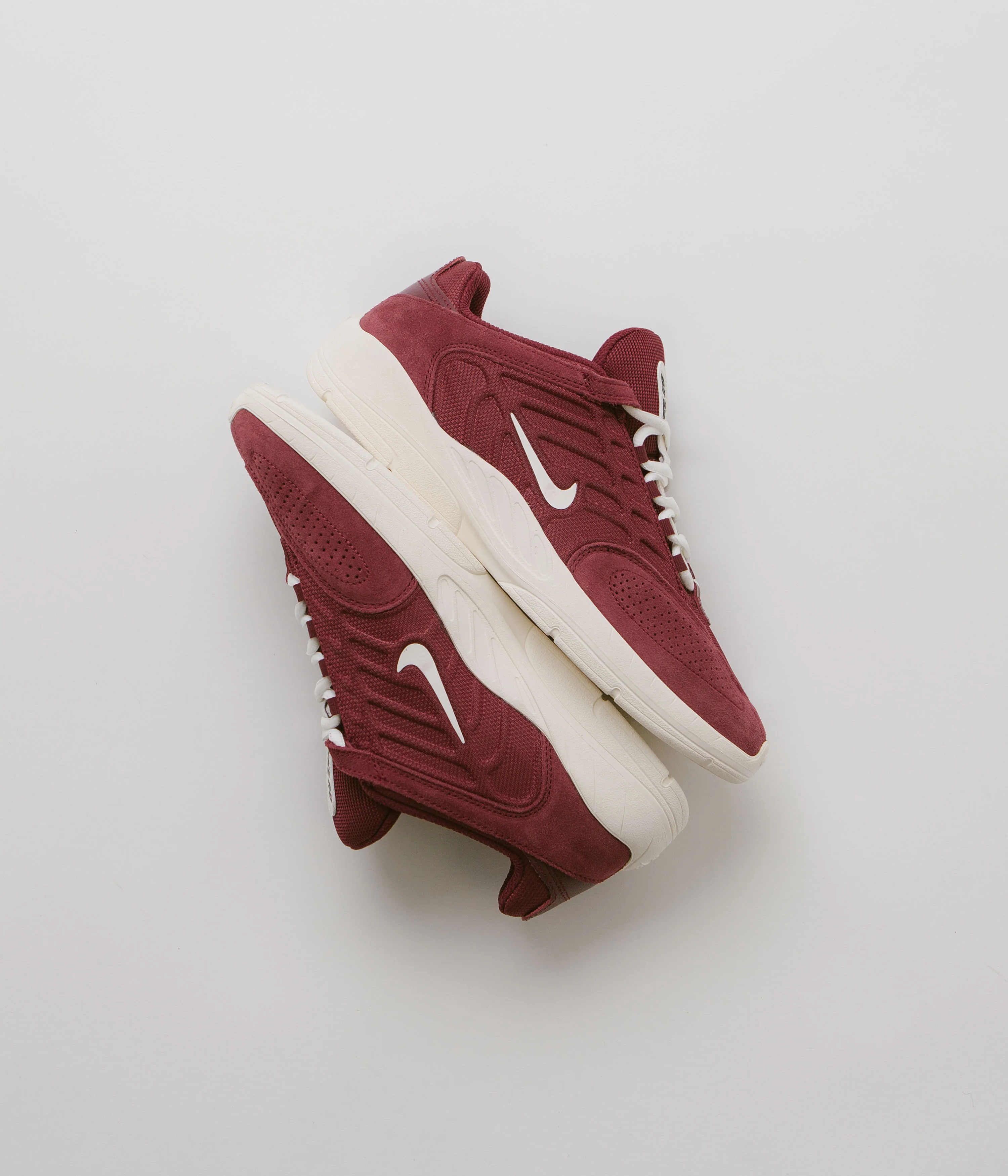 Nike SB Vertebrae Shoes - Team Red / Sail - Team Red - Sail - Image 2