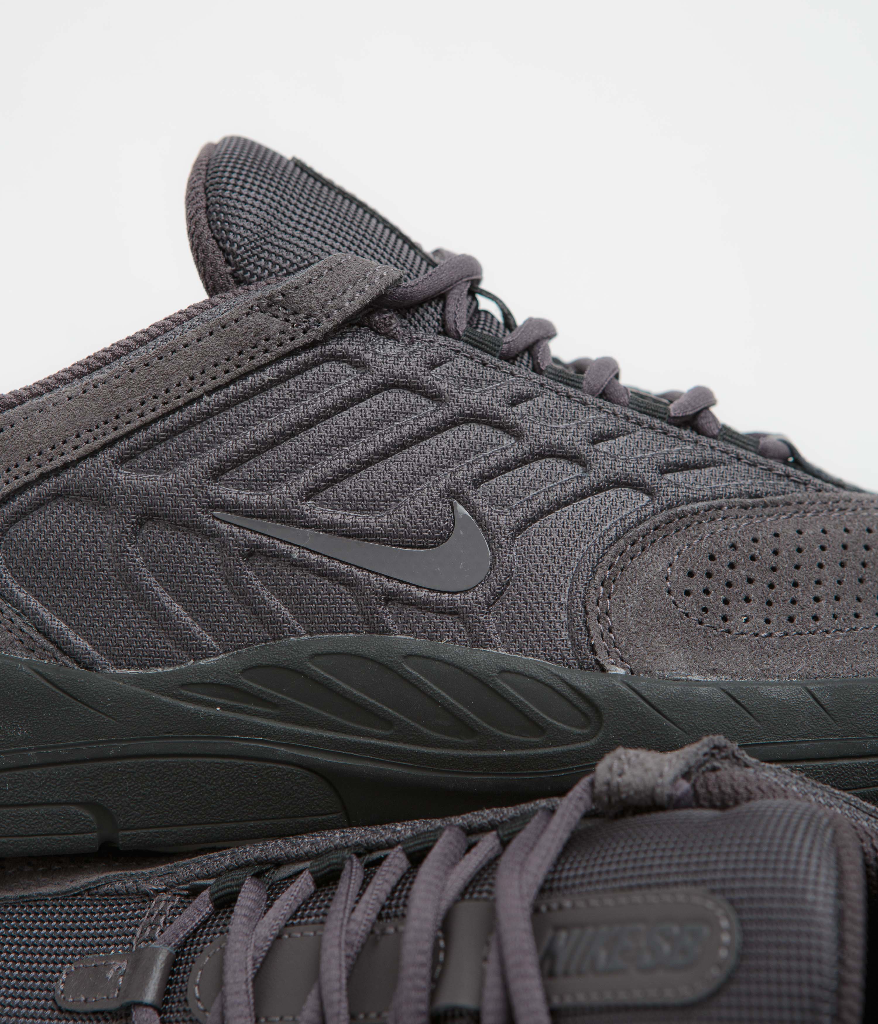 Nike SB Vertebrae Shoes - Thunder Grey / Thunder Grey - Off Noir - Image 3